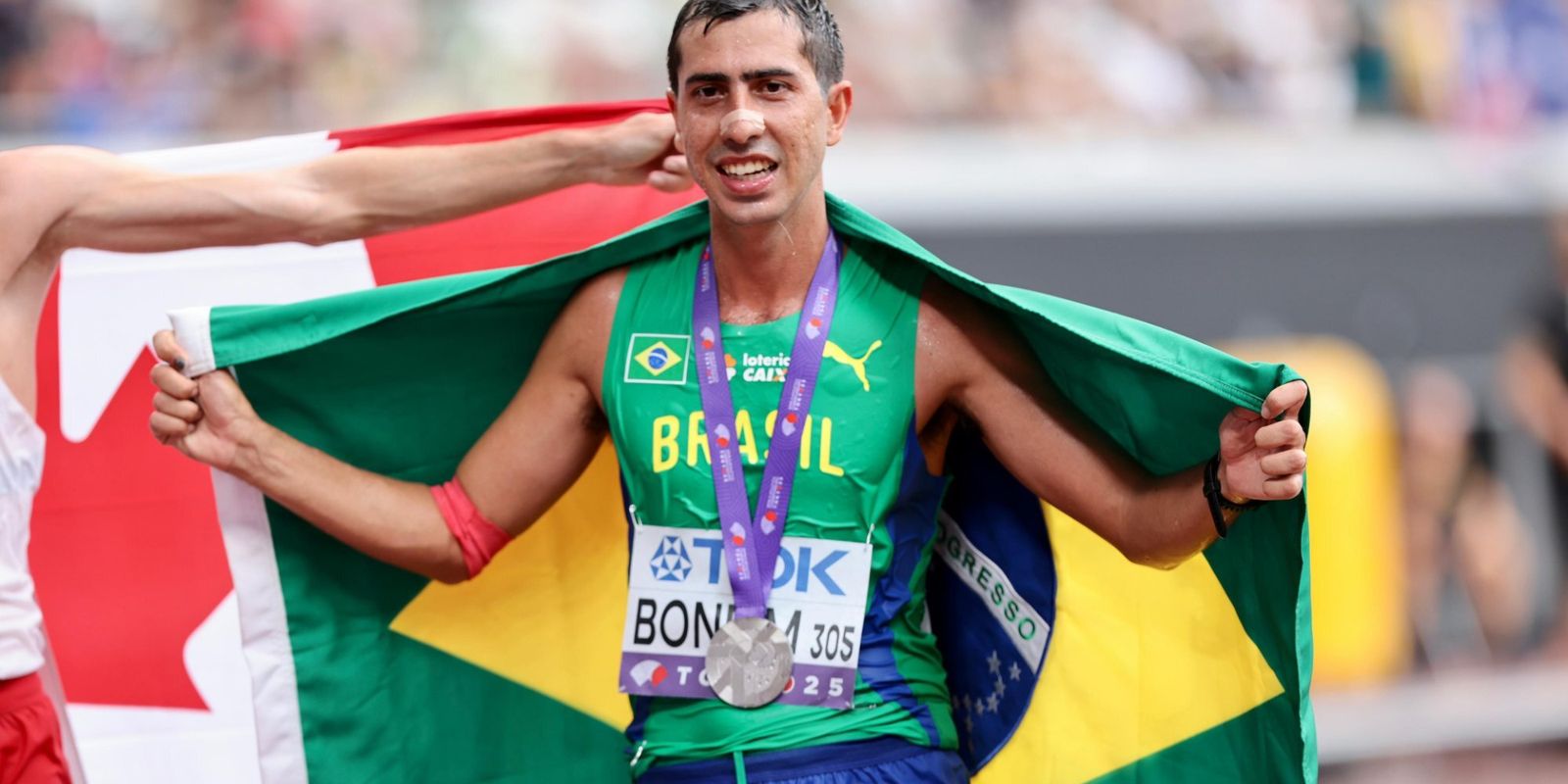 Caio Bonfim conquista medalha de prata na prova de 35 km do Mundial de Atletismo