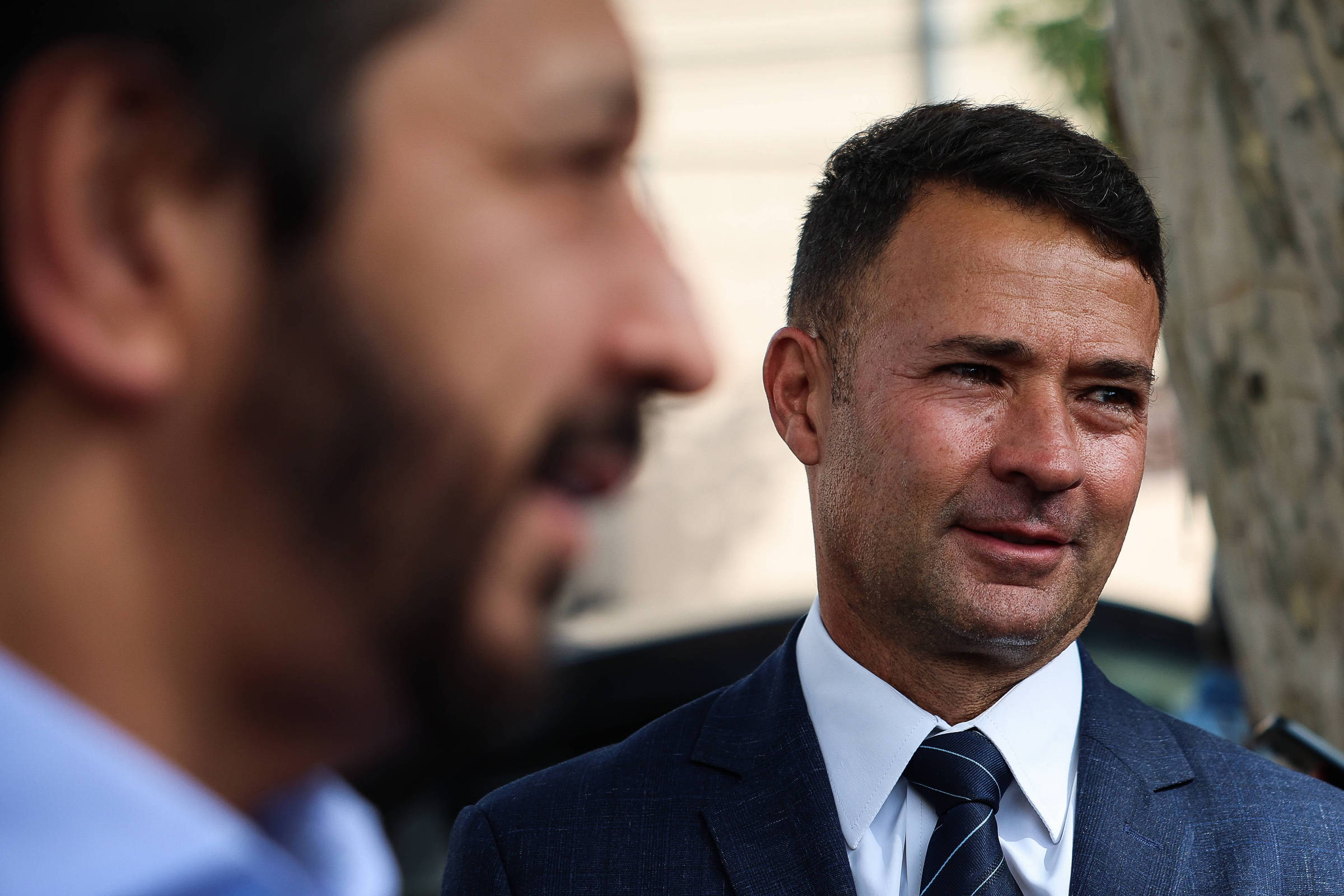 Vice de Nunes Afirma Estar Pronto para Assumir Prefeito em [Cidade] – 27/09/2025 – Painel