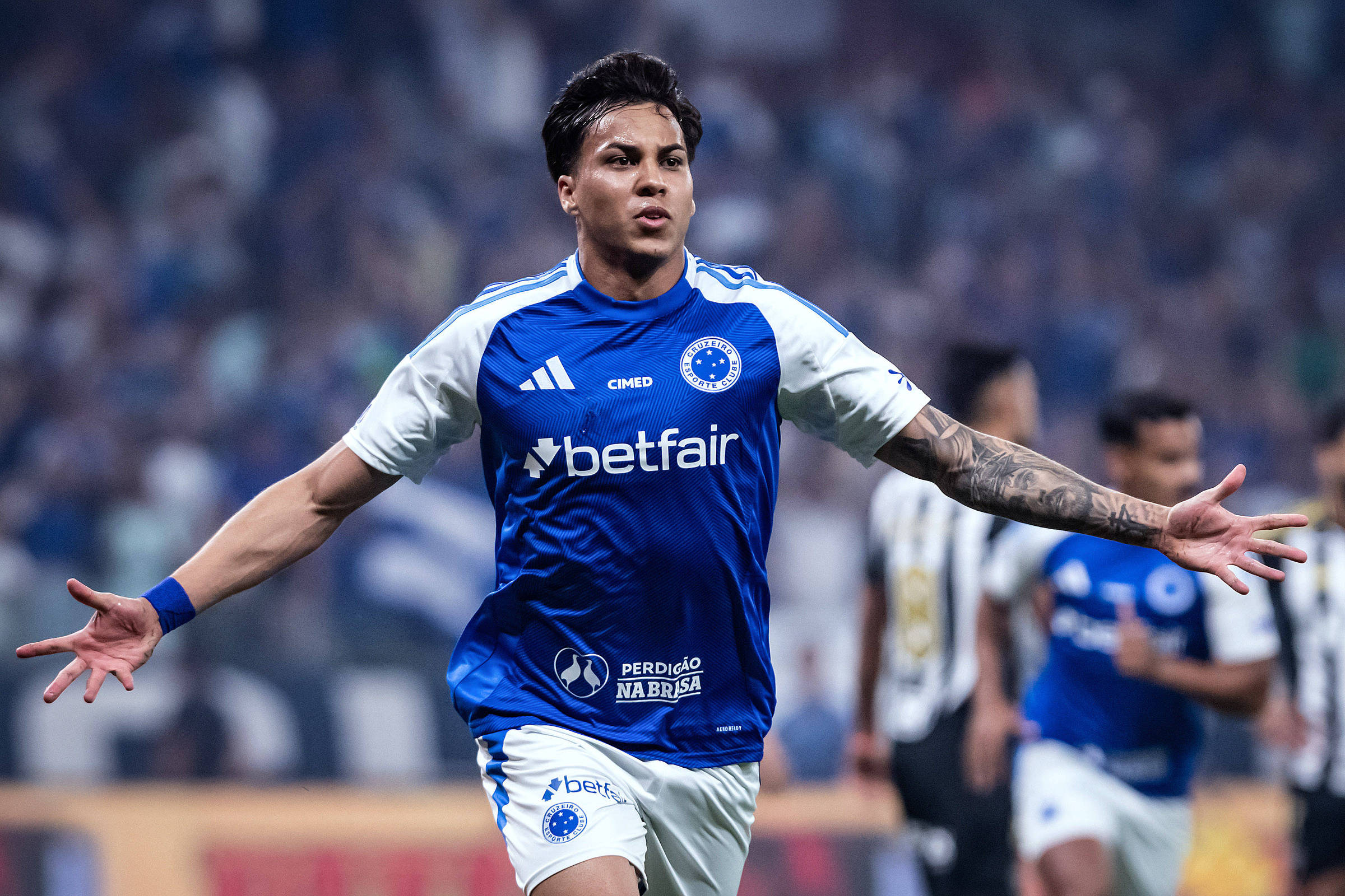 Cruzeiro e Corinthians se enfrentam nas semifinais da Copa do Brasil em 11 de setembro de 2025