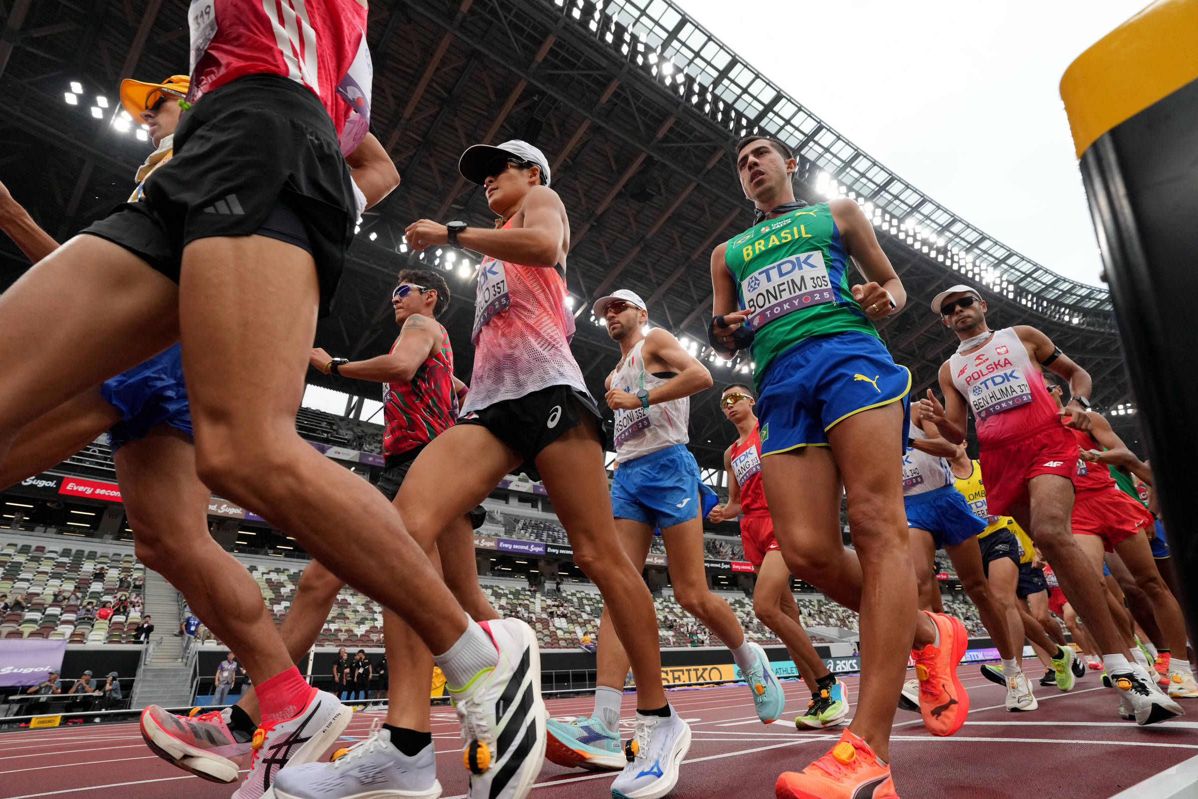 Caio Bonfim conquista medalha de prata no Mundial de Atletismo em Tóquio