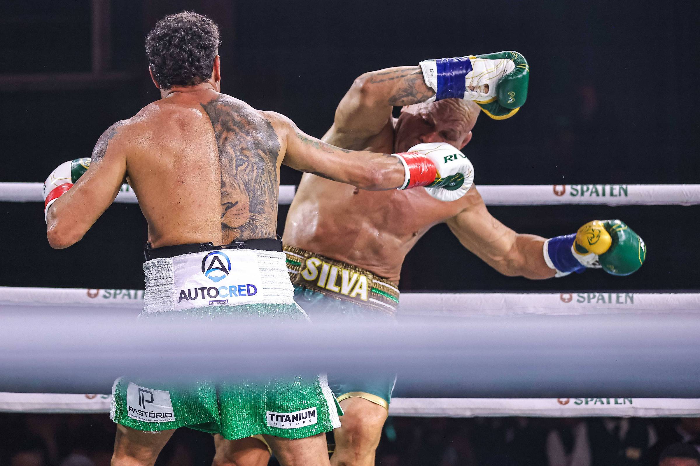 Briga generalizada marca luta entre Popó e Wanderlei Silva – 28/09/2025 – Esporte