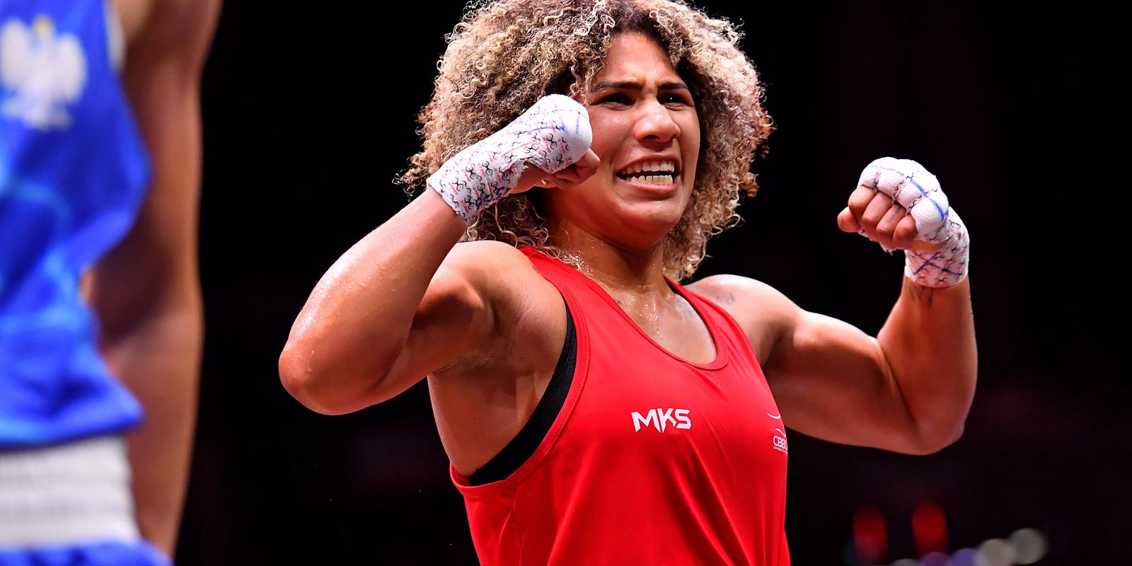 Rebeca Lima conquista o título mundial de boxe em Liverpool