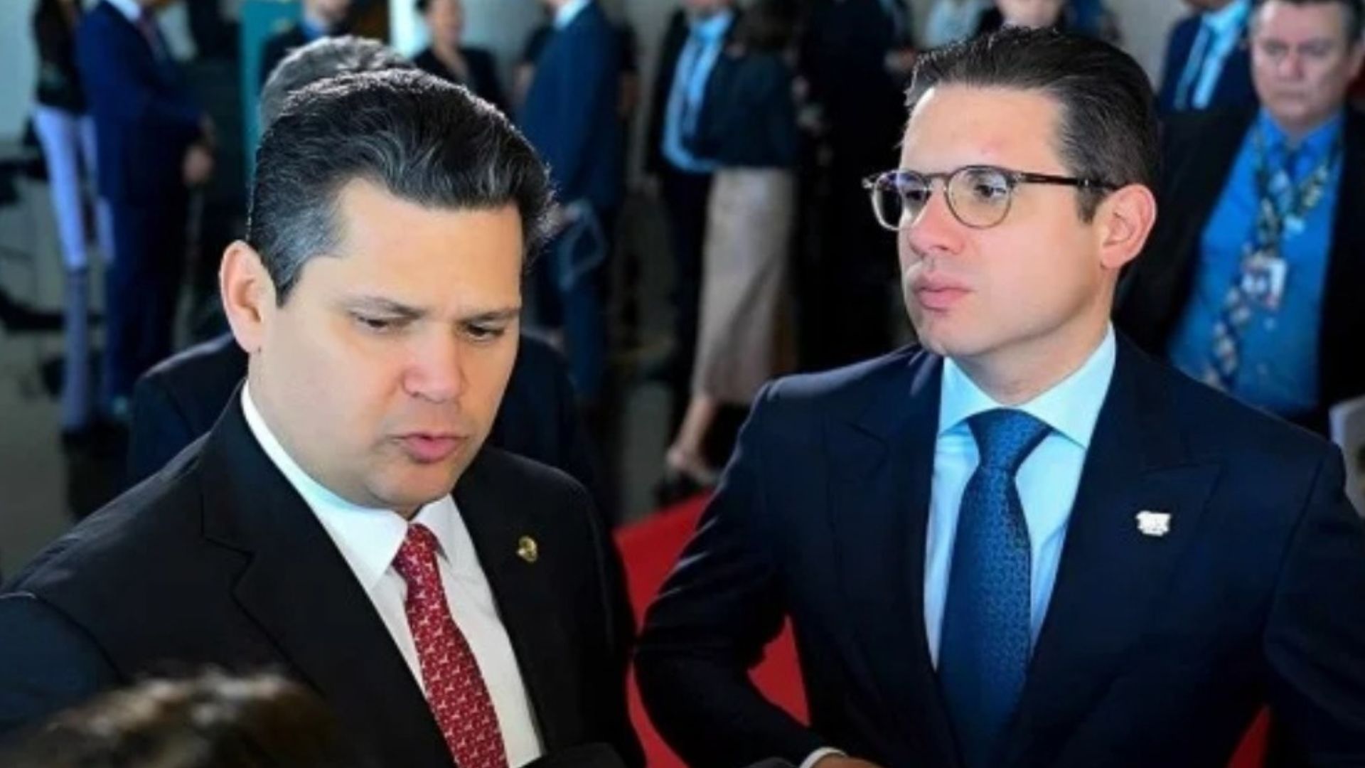 Análise do Papel do Congresso na Governança de Lula 3: A ‘Baleia Branca’ da Política