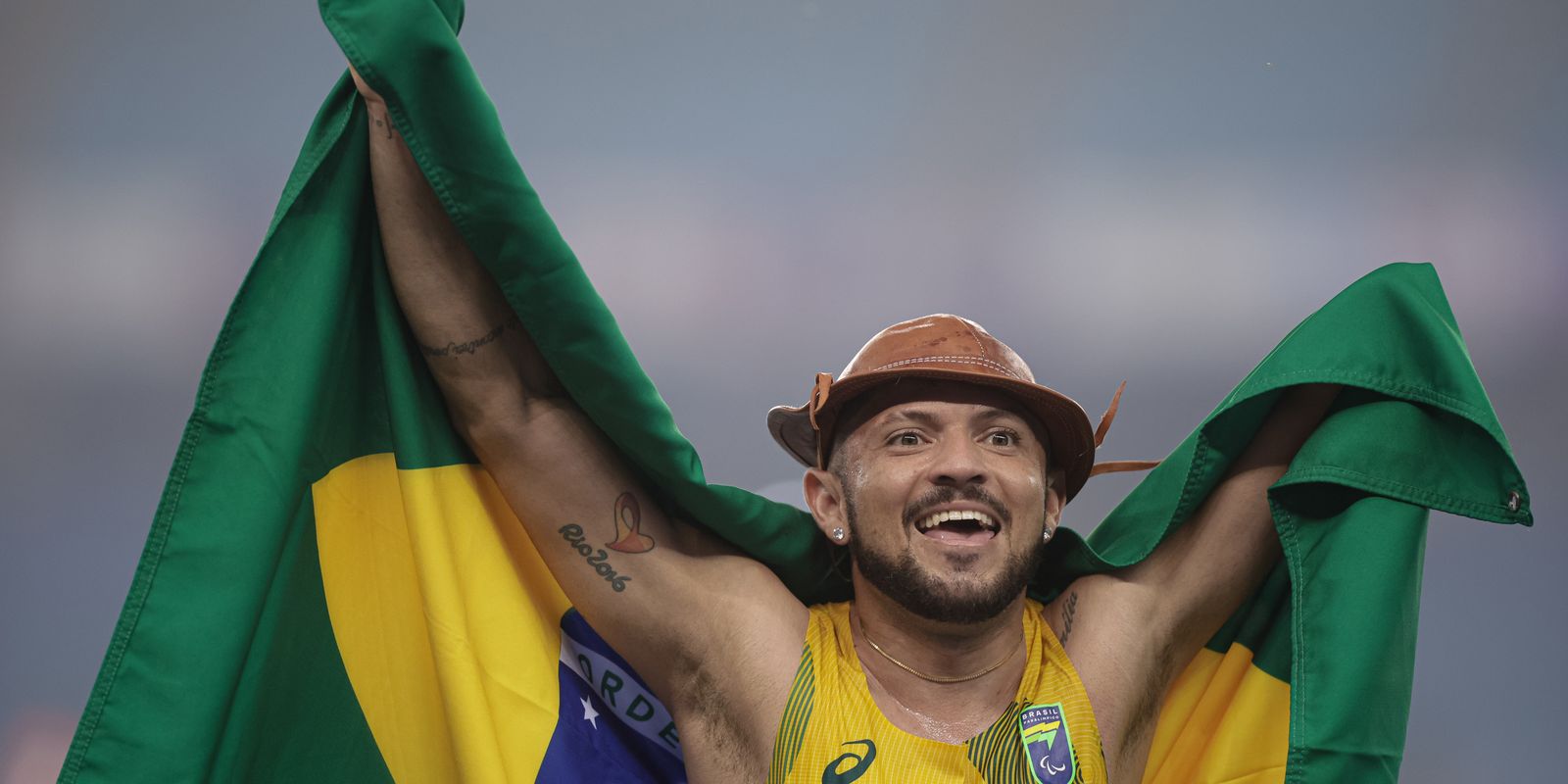 Brasil conquista ouro na abertura do Mundial de Atletismo Paralímpico com títulos de tetra e penta.