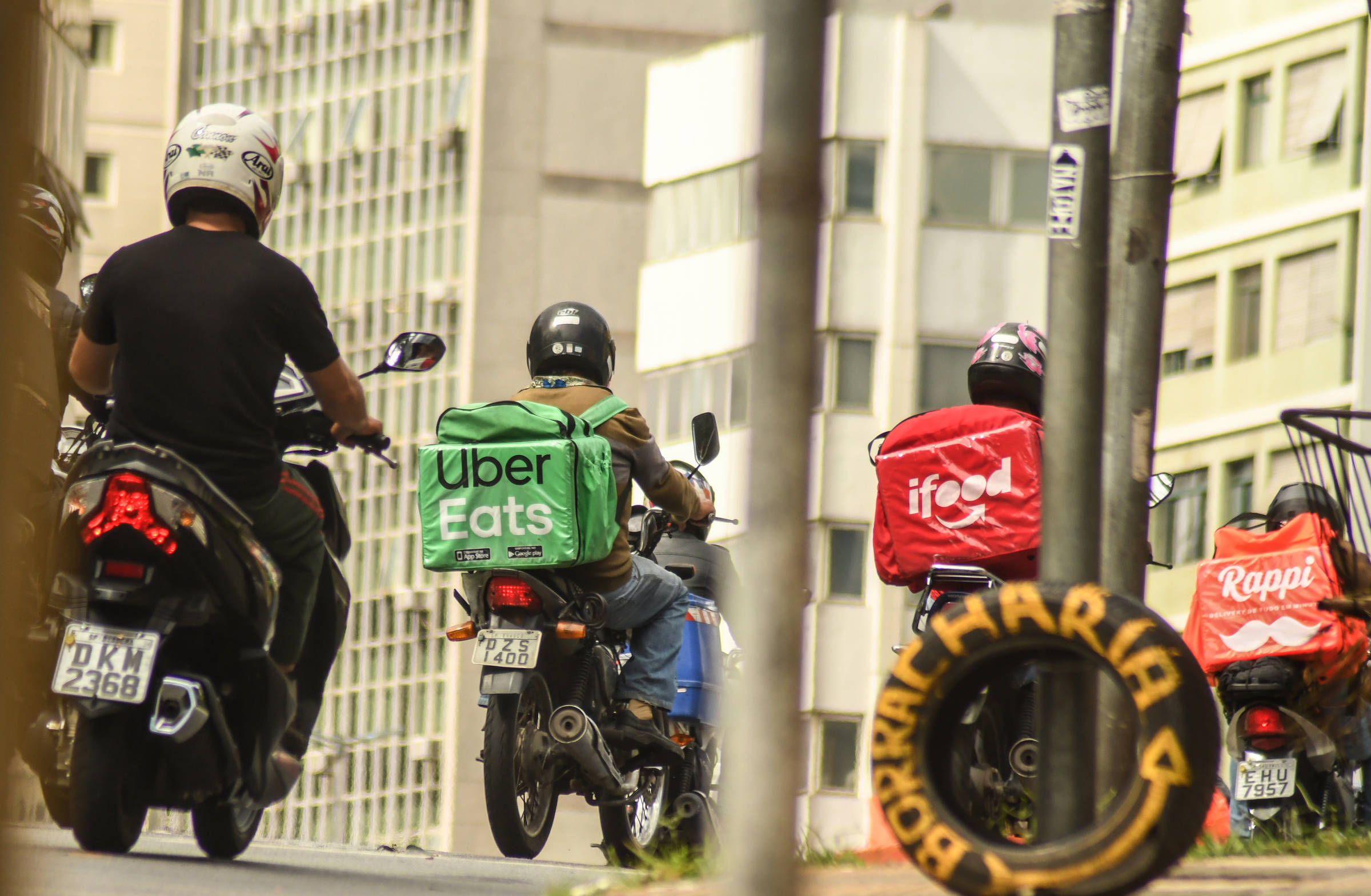 “Associação Pleiteia Criação de Fundo de Pensão para Motoristas de Aplicativos em São Paulo” – 07/10/2025 – Painel