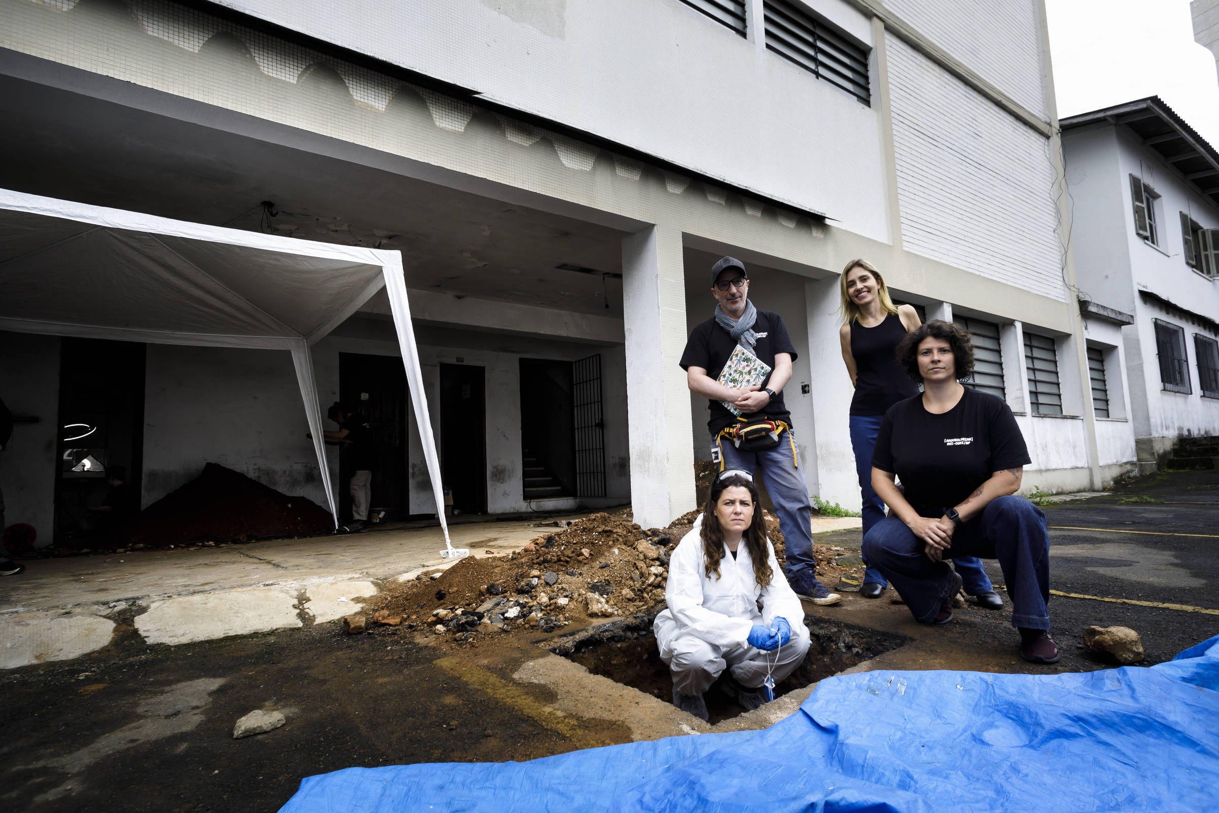 “Delegacia e Educação Compartilham Espaço na Localidade onde Herzog foi Assassinato em São Paulo” – 24/10/2025 – Poder