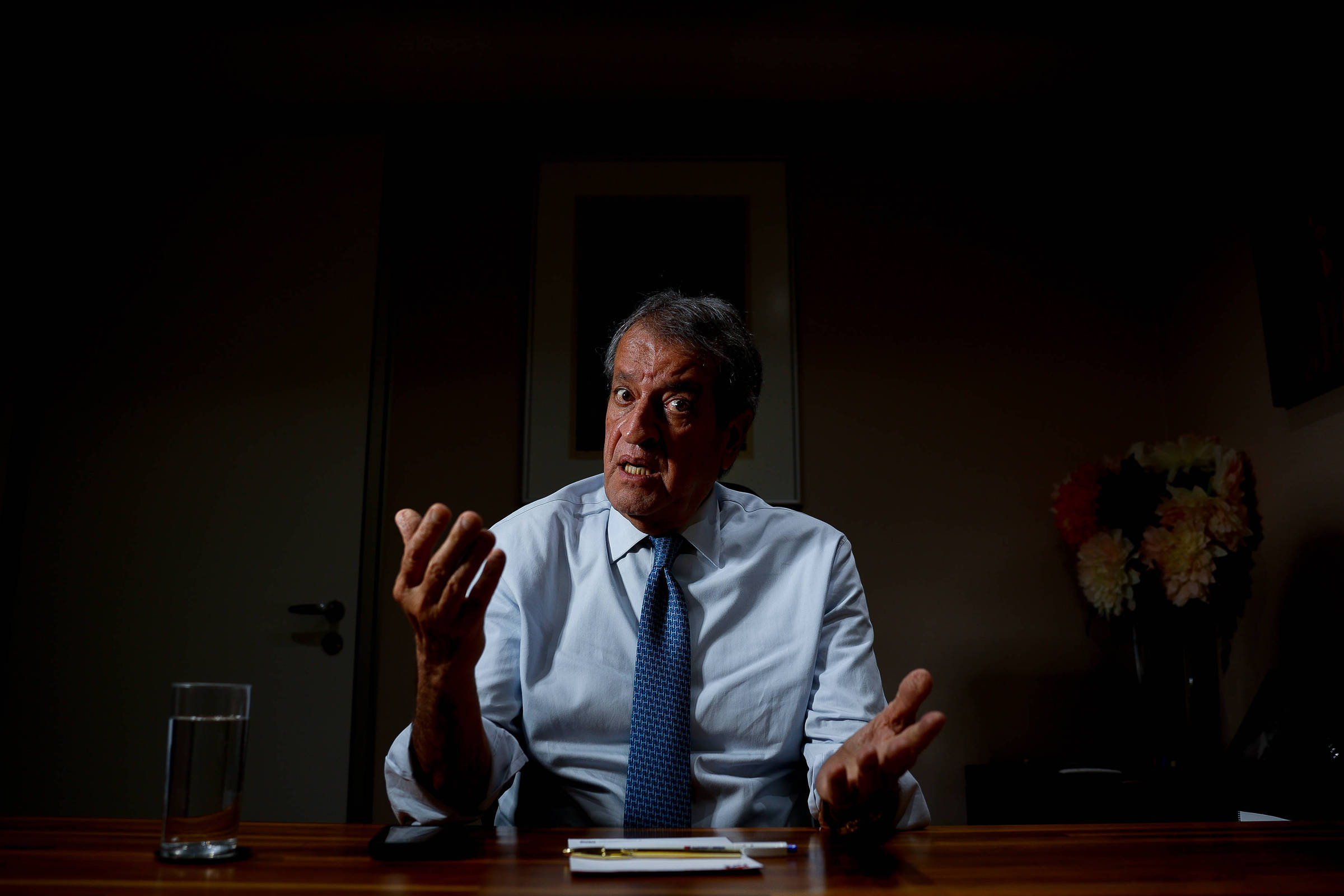 Ministro Moraes Solicita Reabertura de Investigação contra Valdemar em Brasília – 21/10/2025