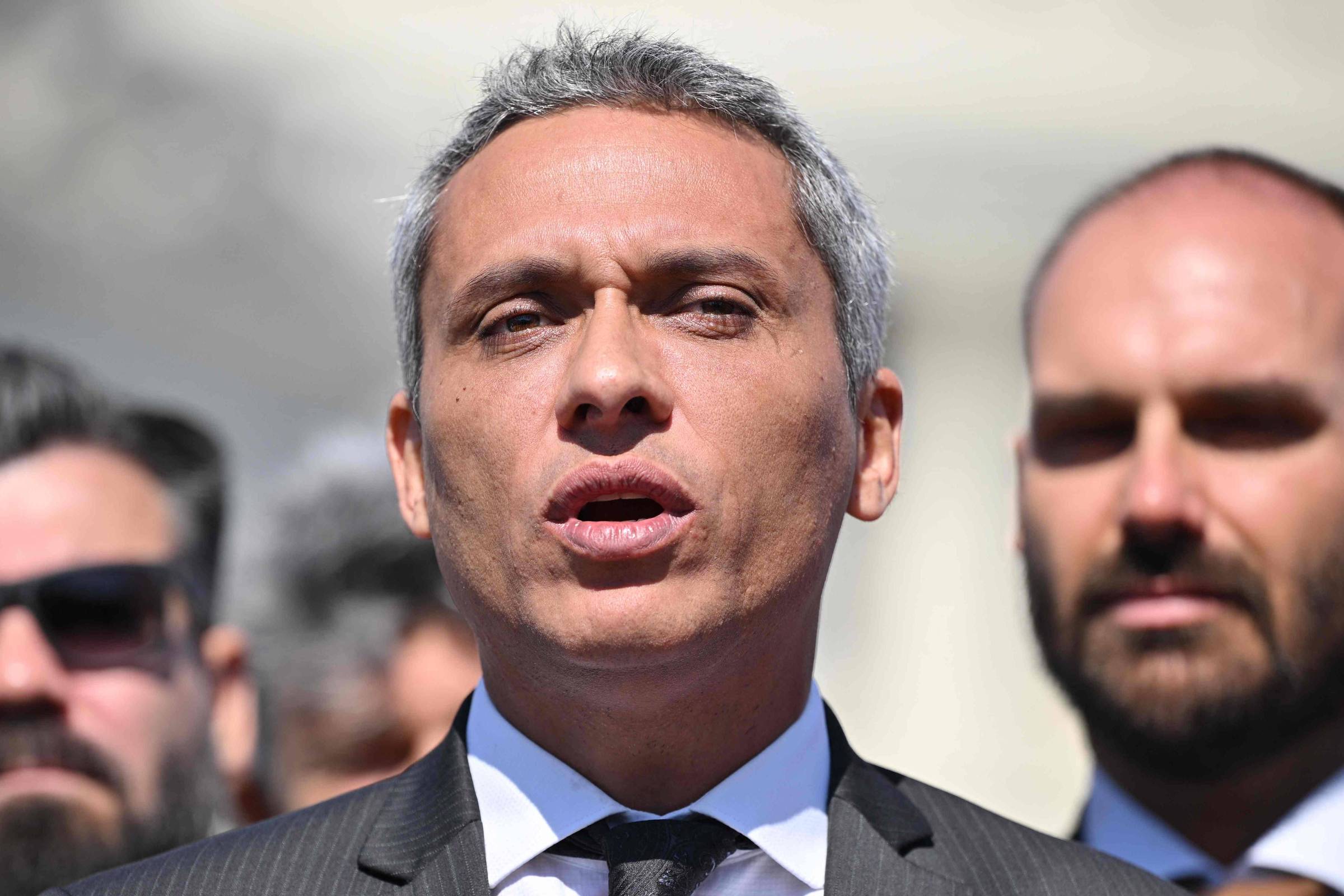 Câmara dos Deputados Suspende Ação contra Deputado Bolsonarista no STF em 15 de Outubro de 2025