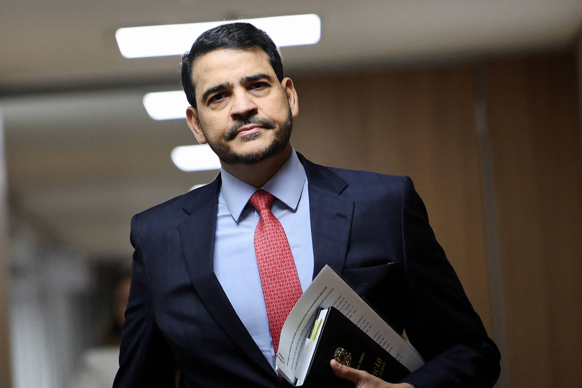 Messias Coordena Greve em Protesto Contra Toffoli, Seu Futuro Colega – 24/10/2025 – Painel