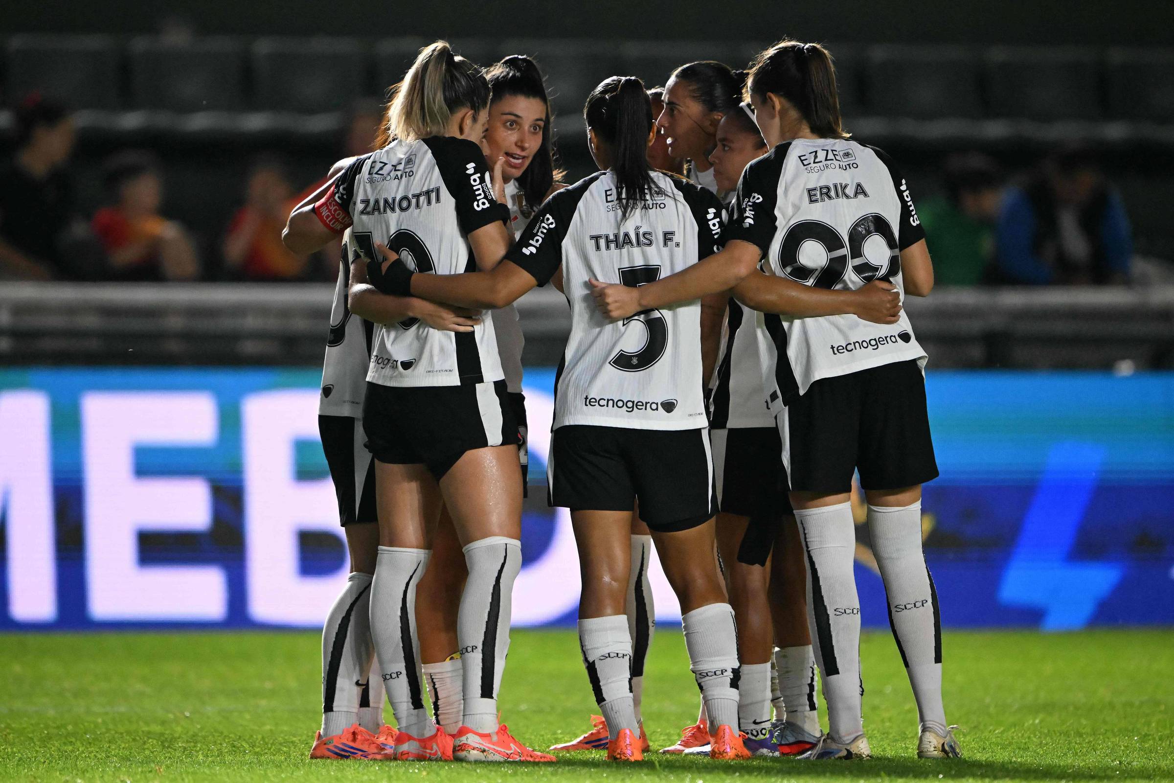 Corinthians avança para a final da Libertadores em busca do hexacampeonato – 15/10/2025 – Esporte