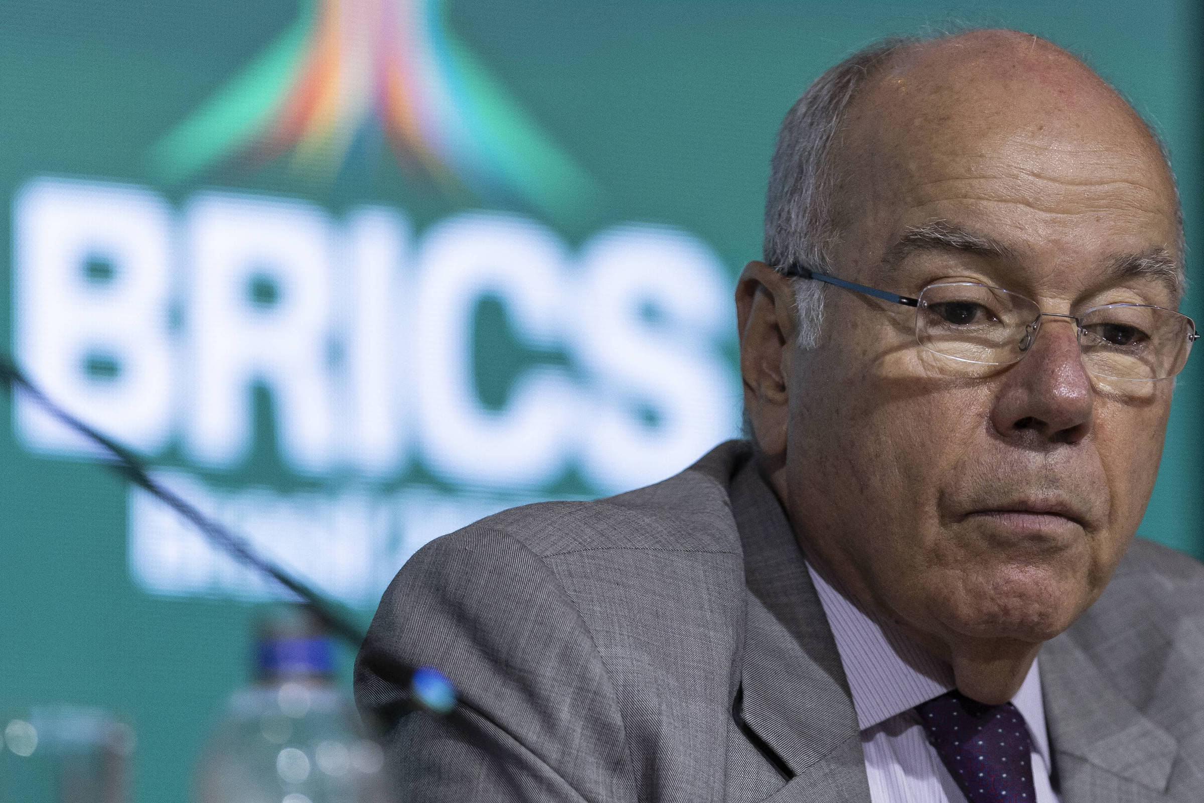 Itamaraty solicita R$ 352 milhões adicionais para regularizar contas em 18 de outubro de 2025