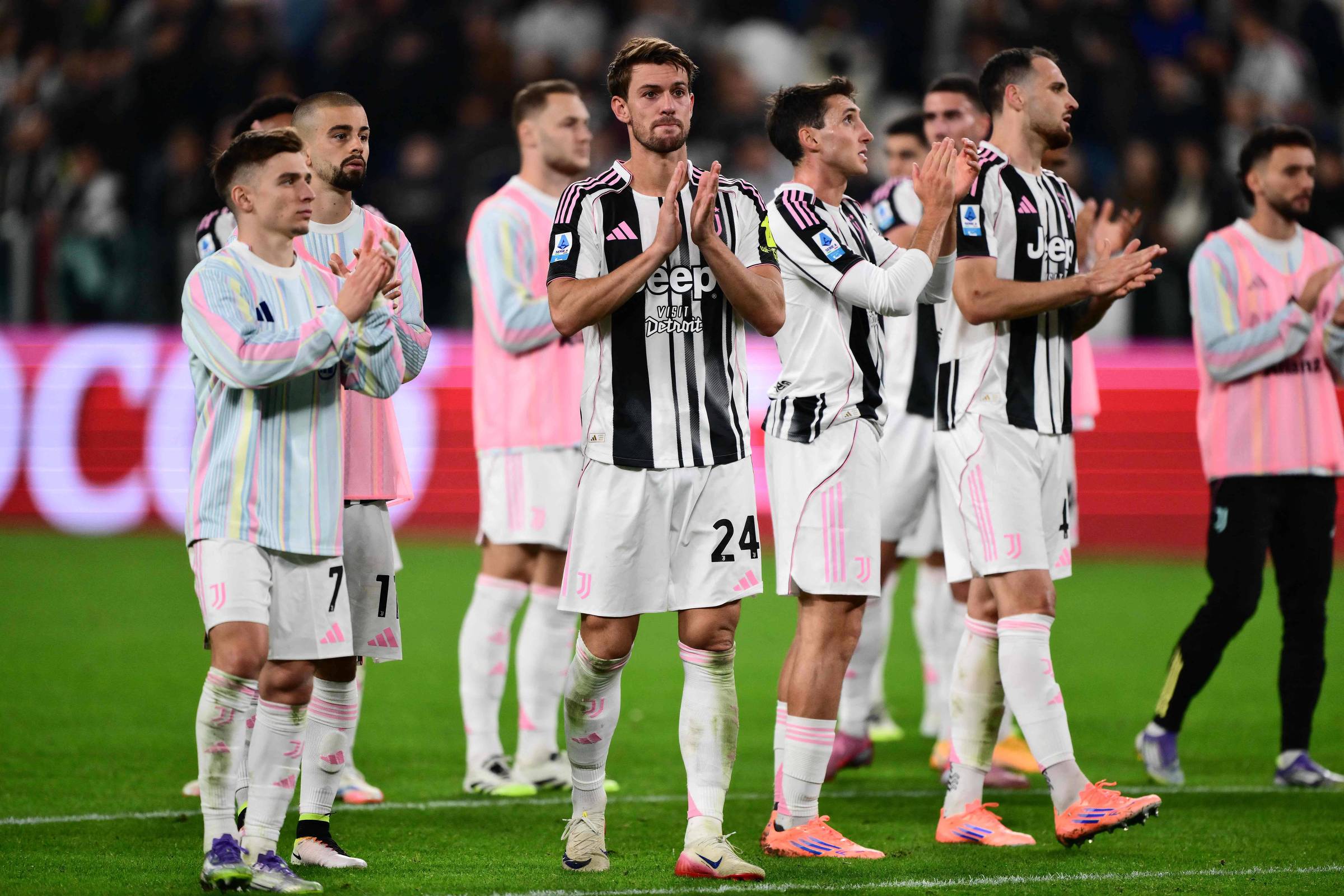 Juventus sob investigação por possível violação das regras de fair-play financeiro – 17/10/2025 – Esporte