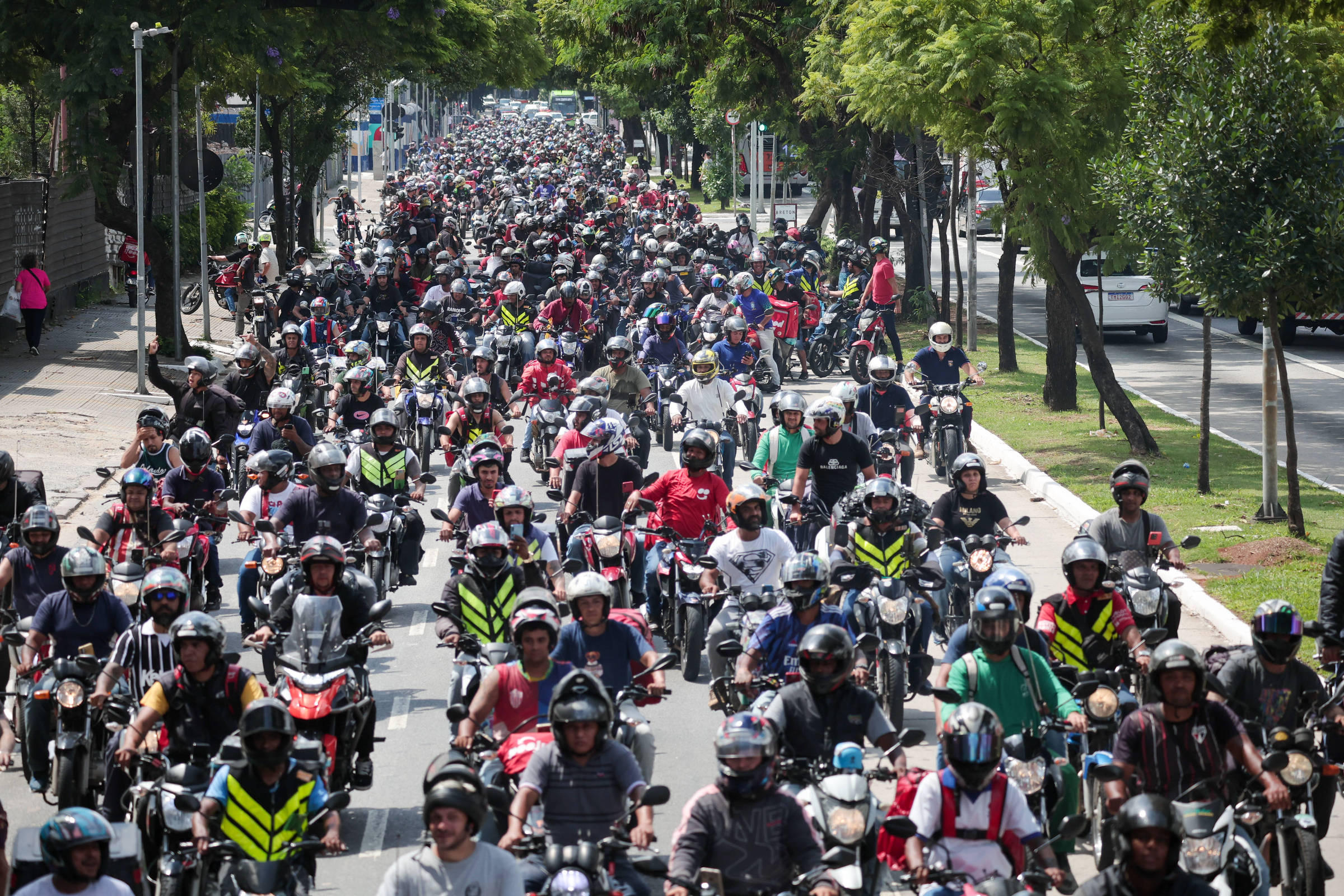 Relator de Projeto sobre Aplicativos Exclui OnlyFans da Proposta, 19/10/2025