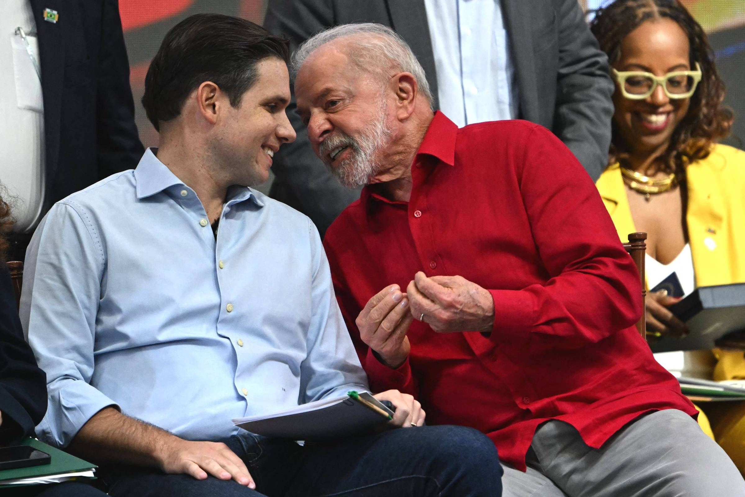 Lula e o Centrão: Desafios e Negociações Políticas em 18 de Outubro de 2025