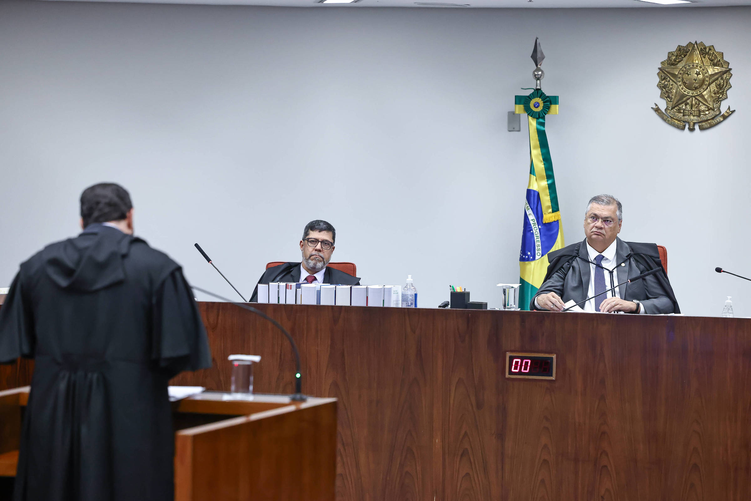 STF Reinicia Análise sobre Conspiração Golpista em Brasília – 21 de Outubro de 2025