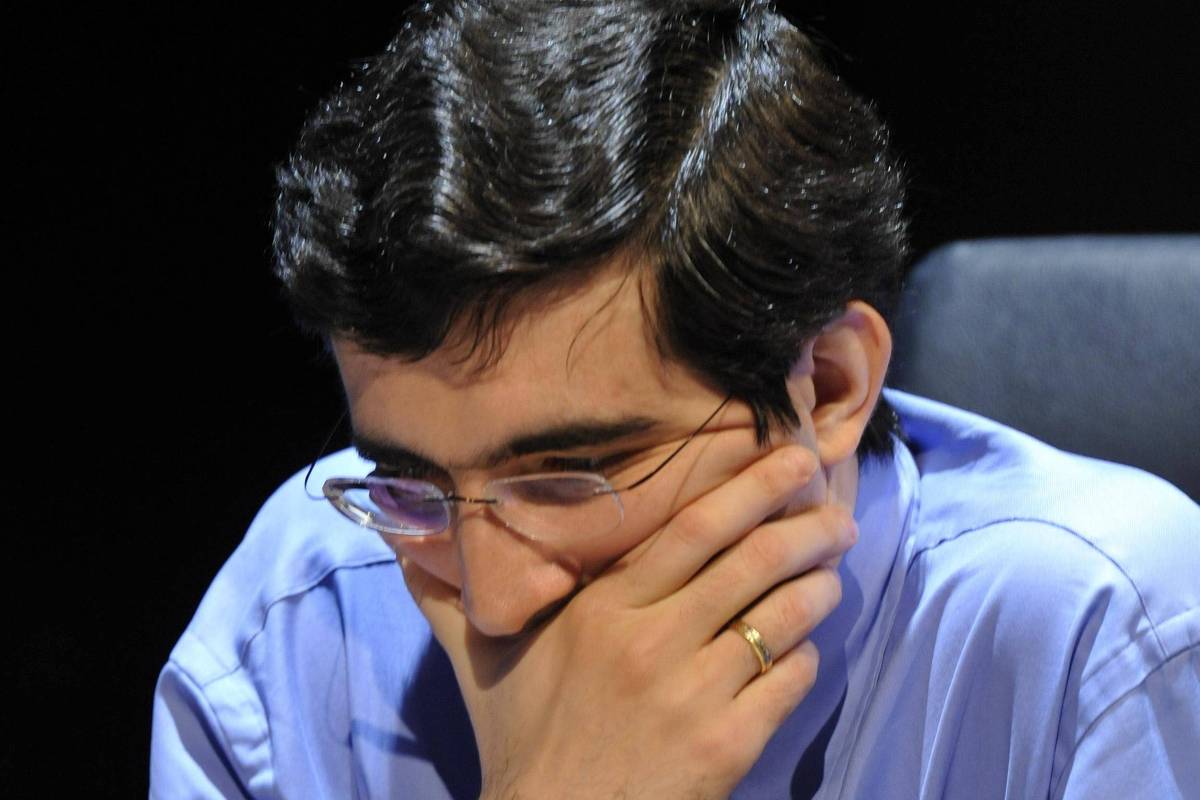 Daniel Naroditsky: Tristeza pela morte e polêmica de trapaça no xadrez – 22/10/2025 – Esporte