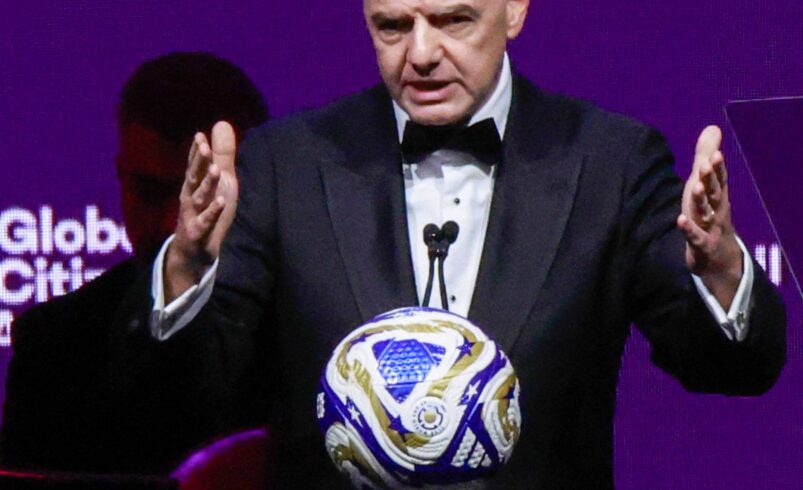 Infantino se manifesta sobre acusação de racismo em partida do torneio sub-12 – 22/10/2025 – Esporte