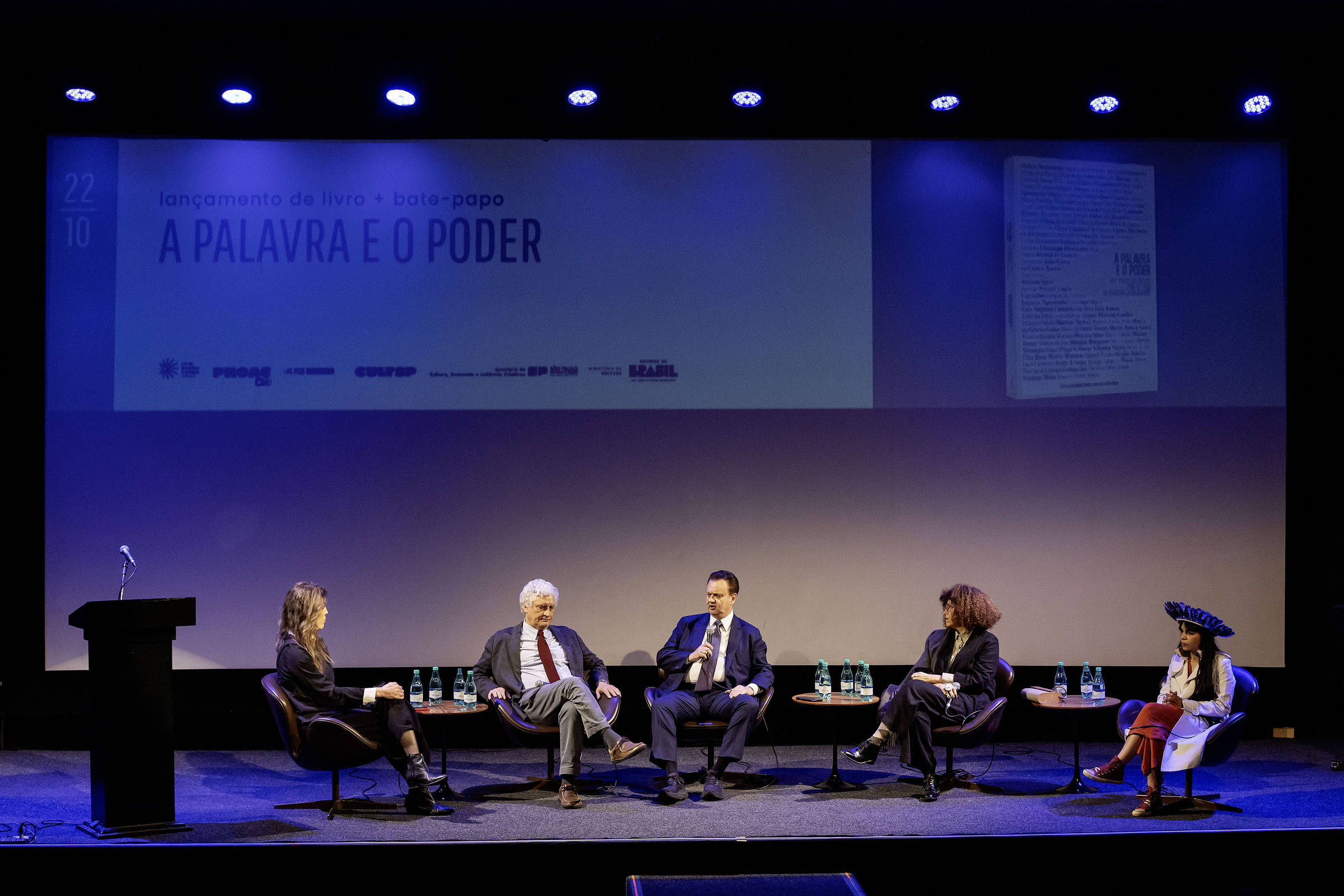 Debate sobre Falhas da Democracia em ‘A Palavra e o Poder’ – 23/10/2025