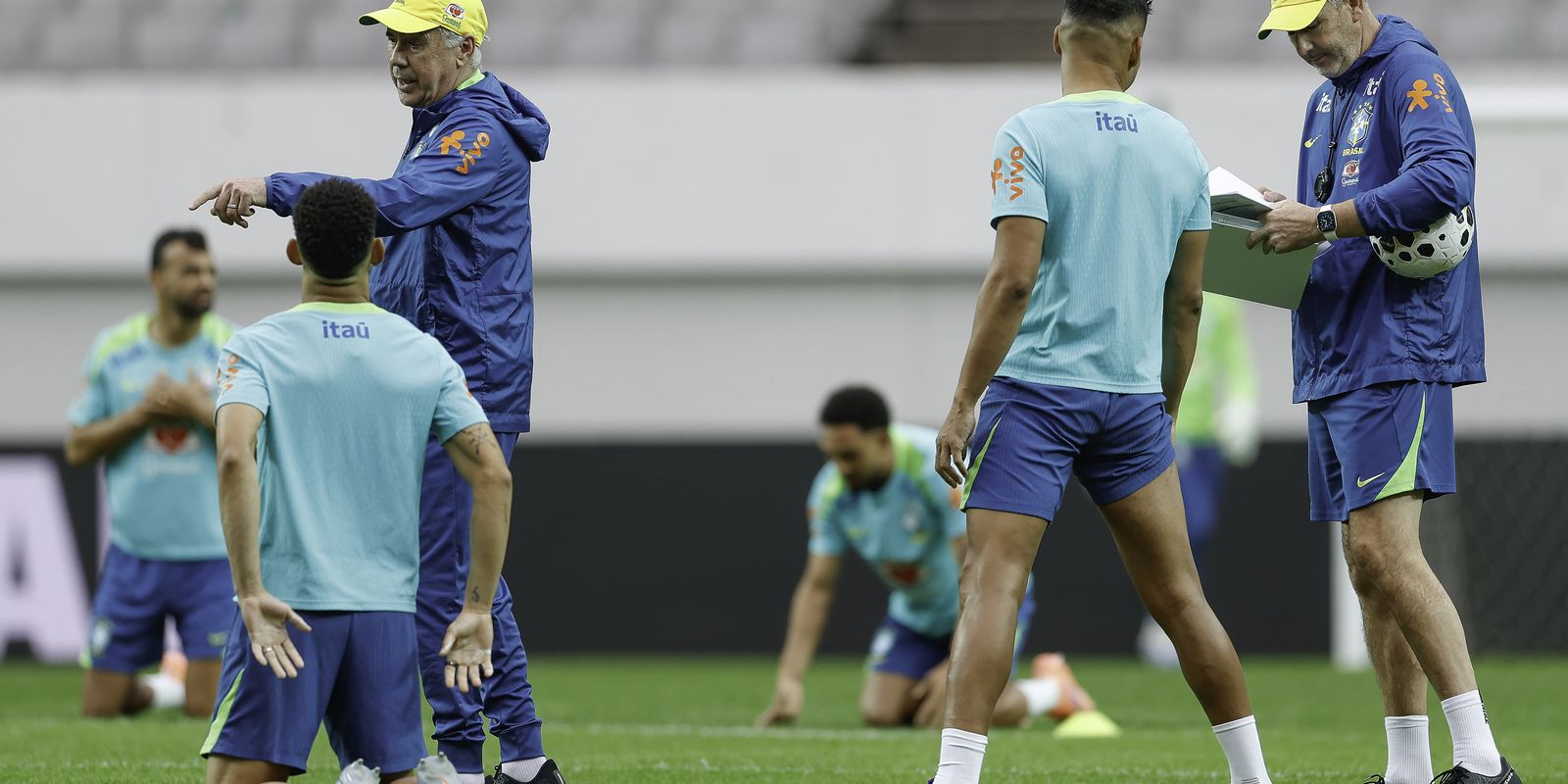 Ancelotti adota esquema 4-4-2 para o confronto contra a Coreia do Sul