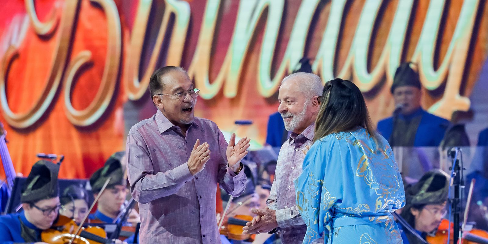 Lula Completa 80 Anos e Se Torna o Primeiro Presidente Octogenário do Brasil