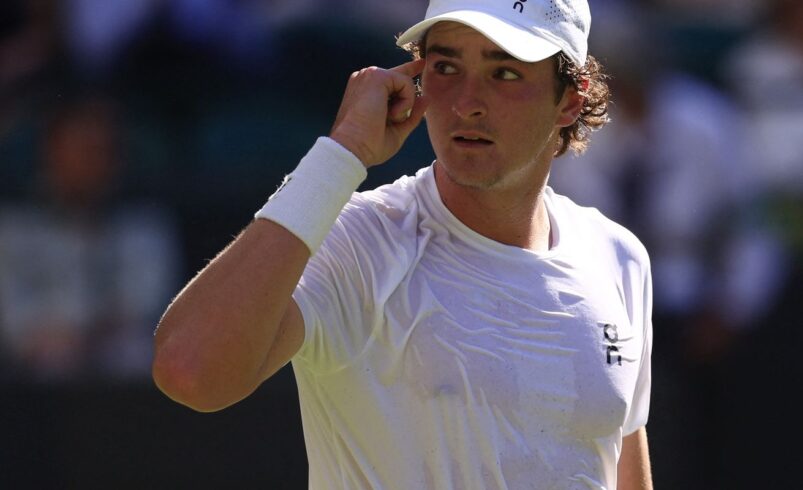 João Fonseca encerra antecipadamente a temporada para tratamento de lombalgia