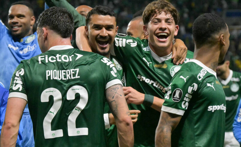 Palmeiras Brilha em Vitória Sobre a LDU – 01/11/2025 – Tostão