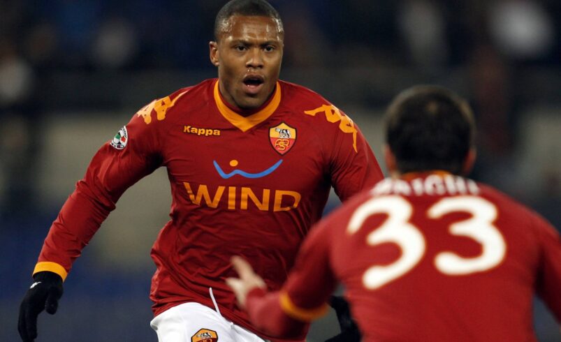 Julio Baptista aponta redução de oportunidades para treinadores negros no esporte – 01/11/2025 – Esporte