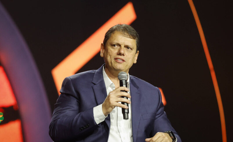 Tarcísio articula no STF contra Bolsonaro em relação à Papuda – 18/11/2025