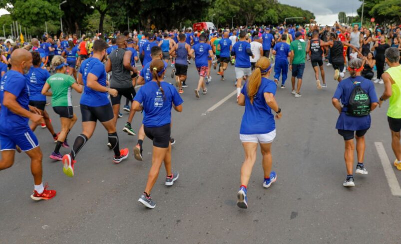 Corrida ColaboraGov Celebra o Dia do Servidor com Encontro Esportivo e Integração entre Atletas