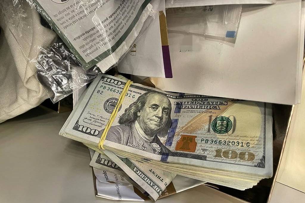 Empresários do Setor de Saúde São Acusados de Desvio e Lavagem de Dinheiro em Investigação Judicial