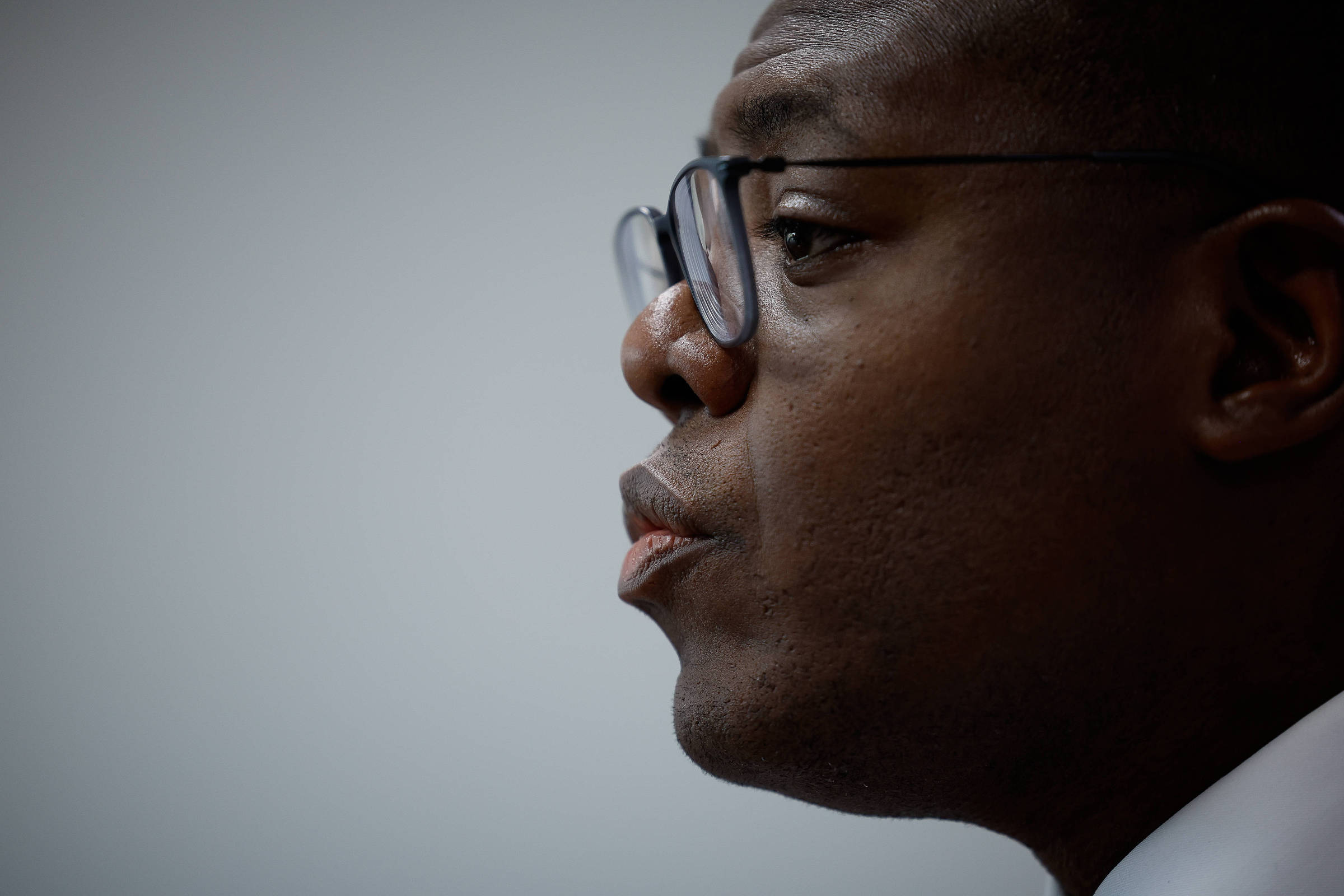 Um Ano Sem Conclusão do Caso Silvio Almeida: Análise Política em 11 de Setembro de 2025