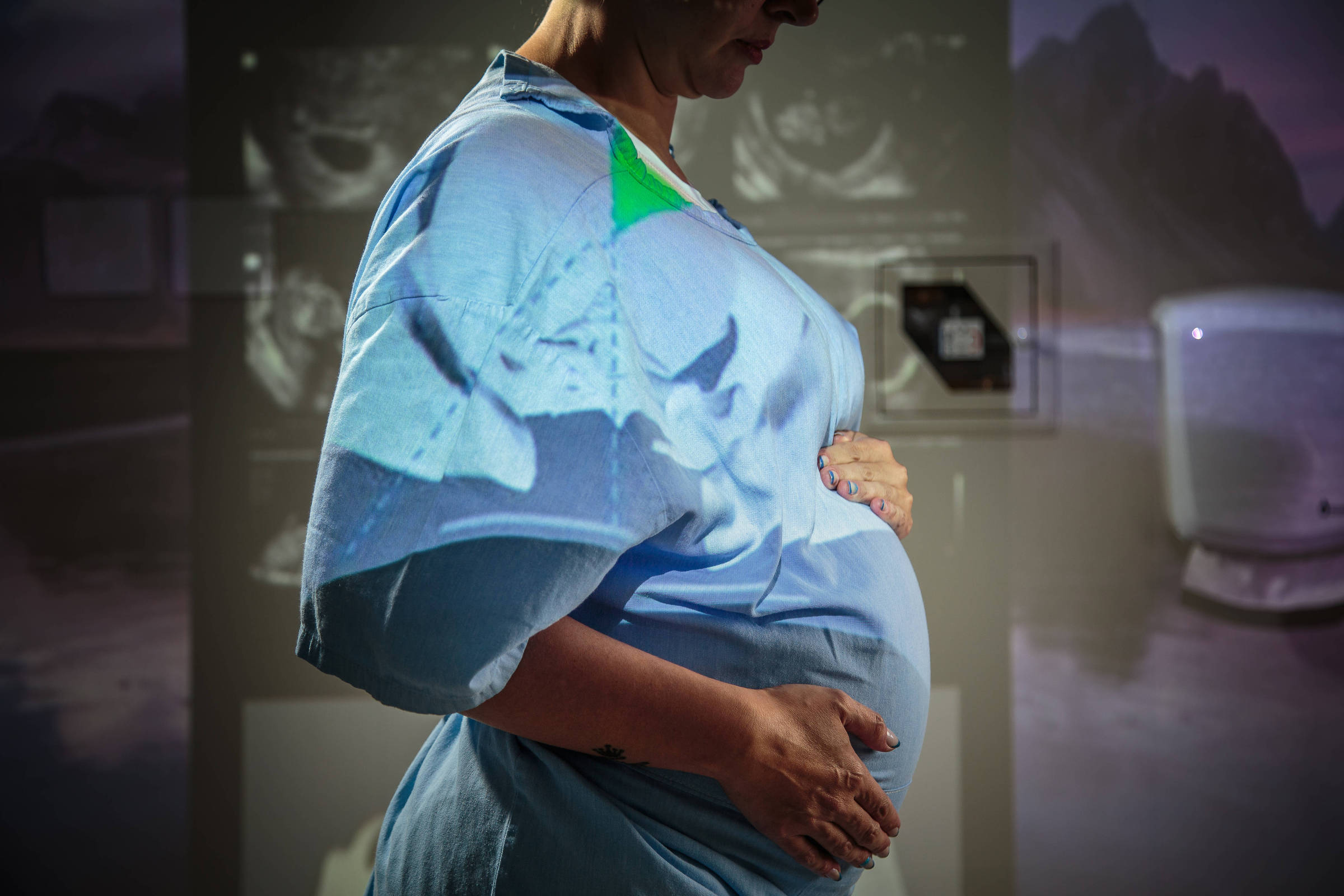 Queda da Natalidade Relacionada à Falta de Rede de Apoio em [Local] – 12/09/2025 – Deborah Bizarria