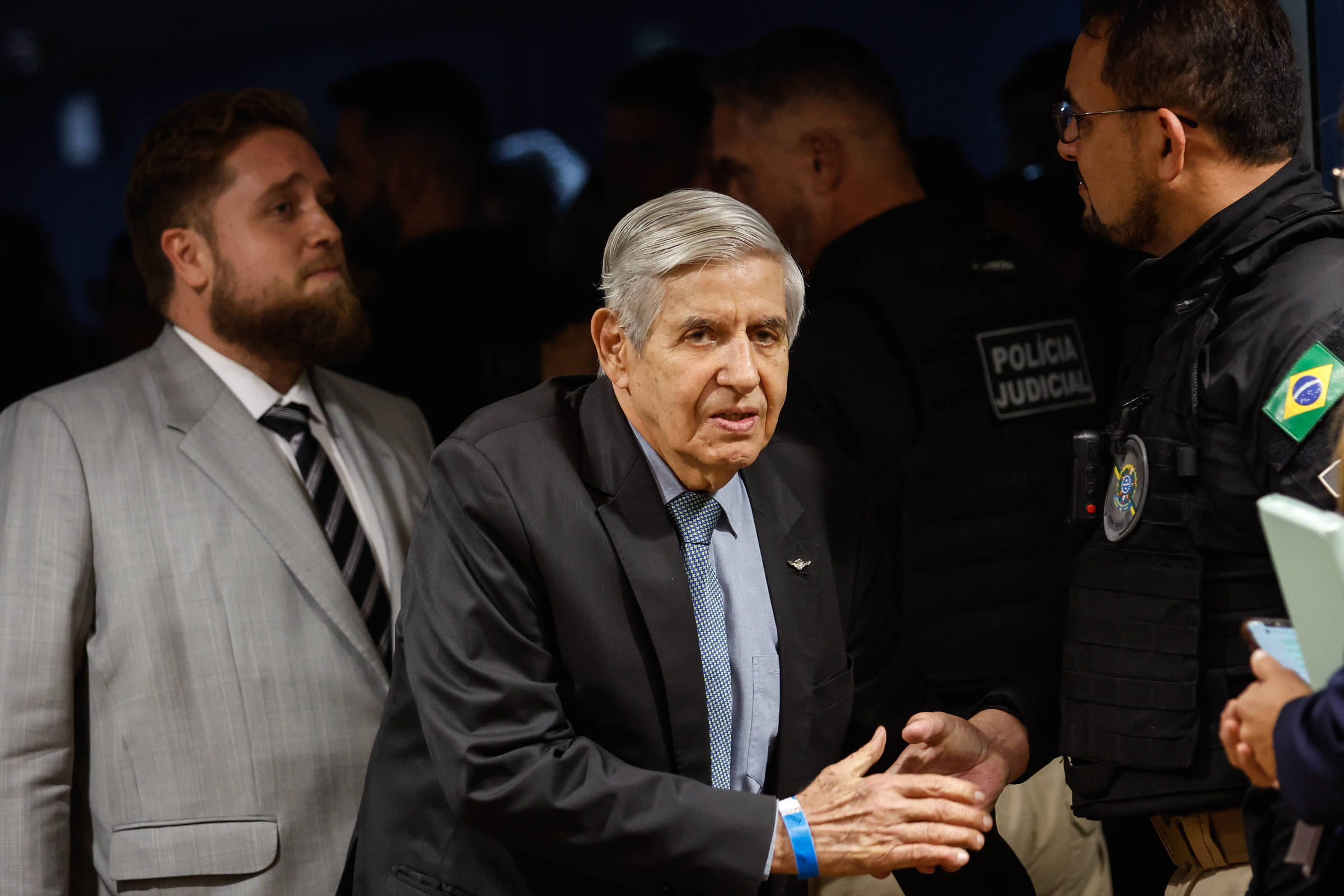 Generais Chegam a Julgamento em Situação Favorável em 7 de Setembro de 2025