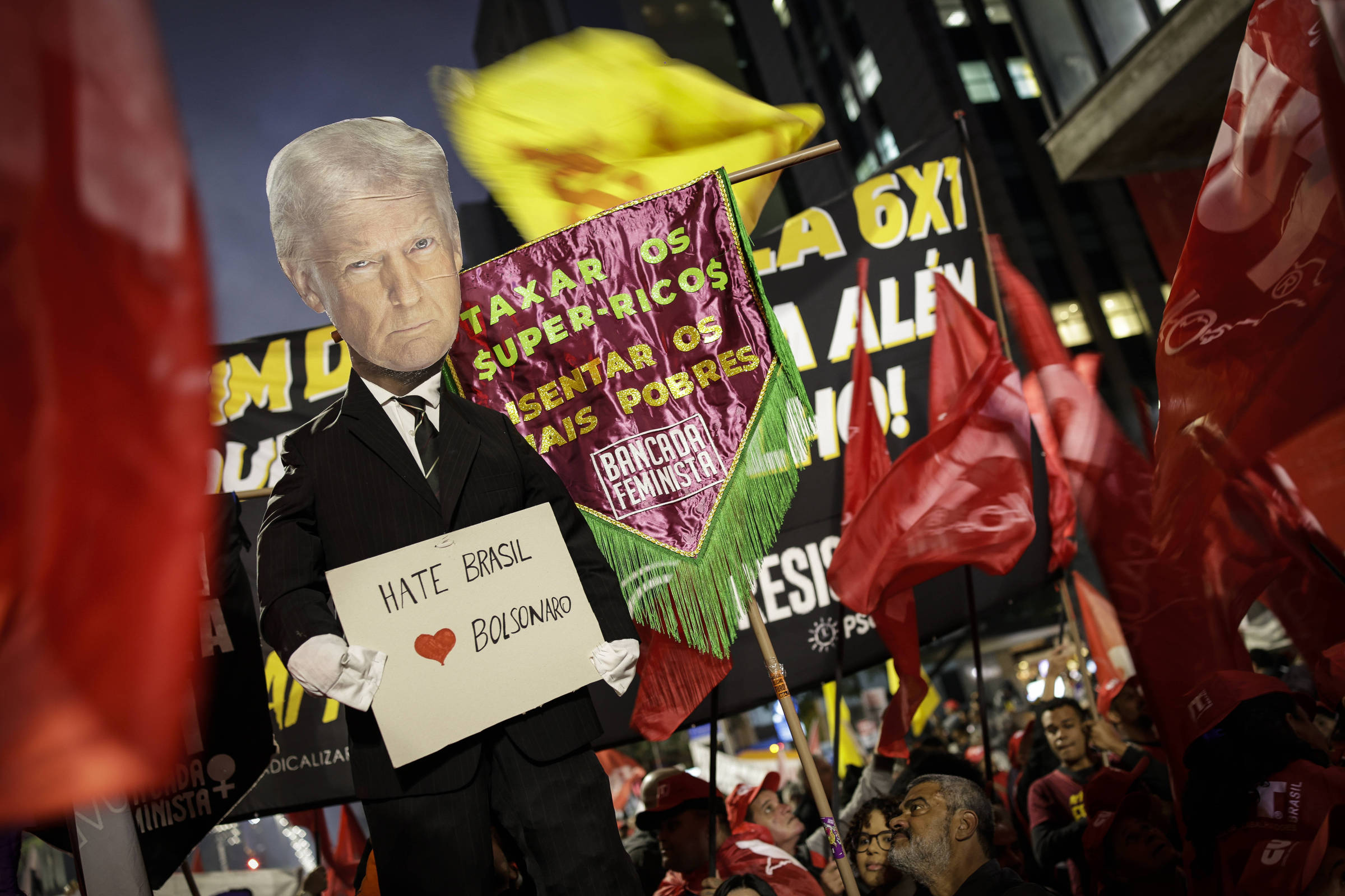 Esquerda Mobiliza Oposição ao Bolsonarismo em Comemorações do 7 de Setembro – 06/09/2025 – Poder