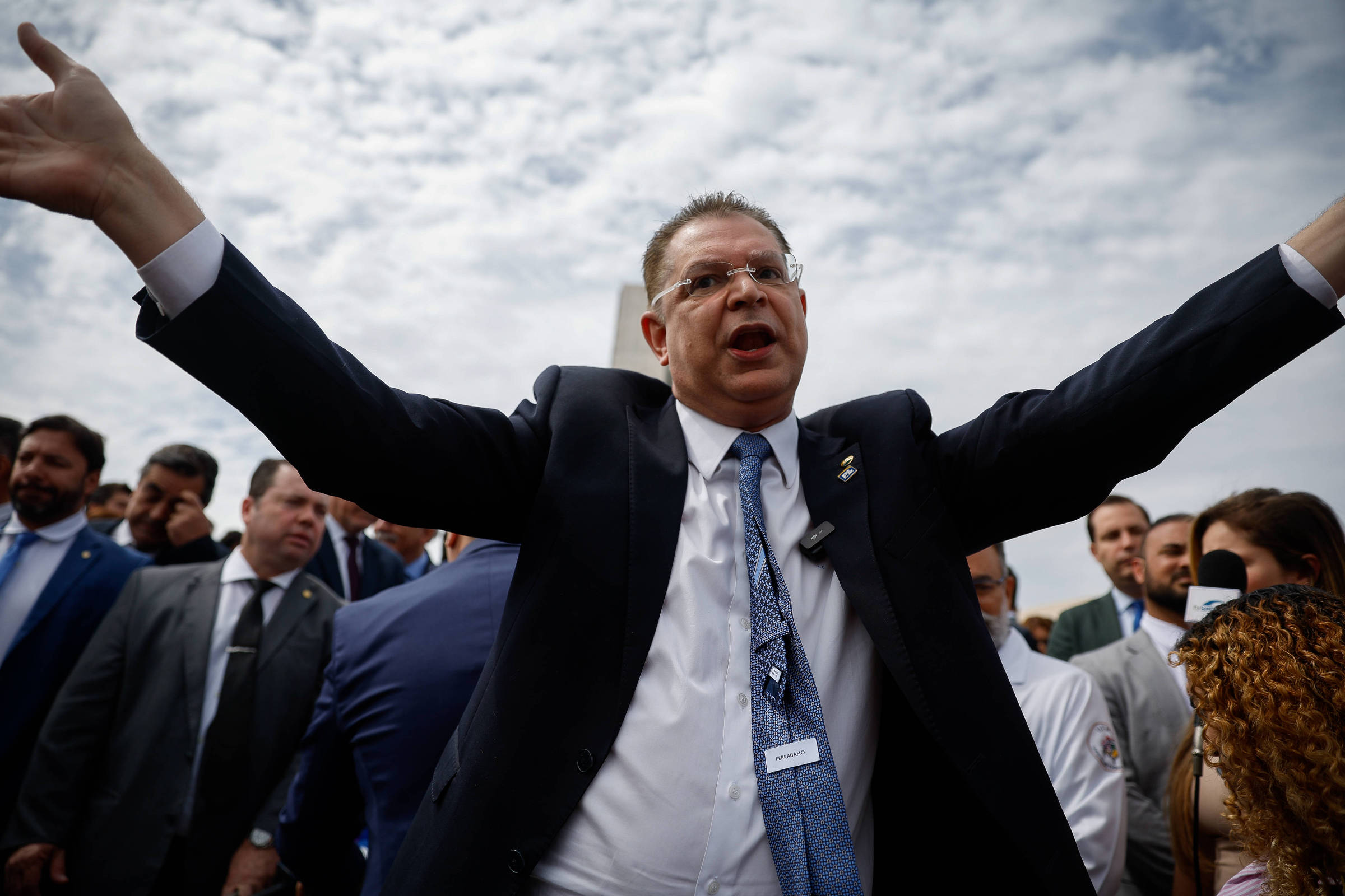 Proposta de Anistia Geral Enfrenta Desafios no Congresso, STF e Governo em 4 de Setembro de 2025