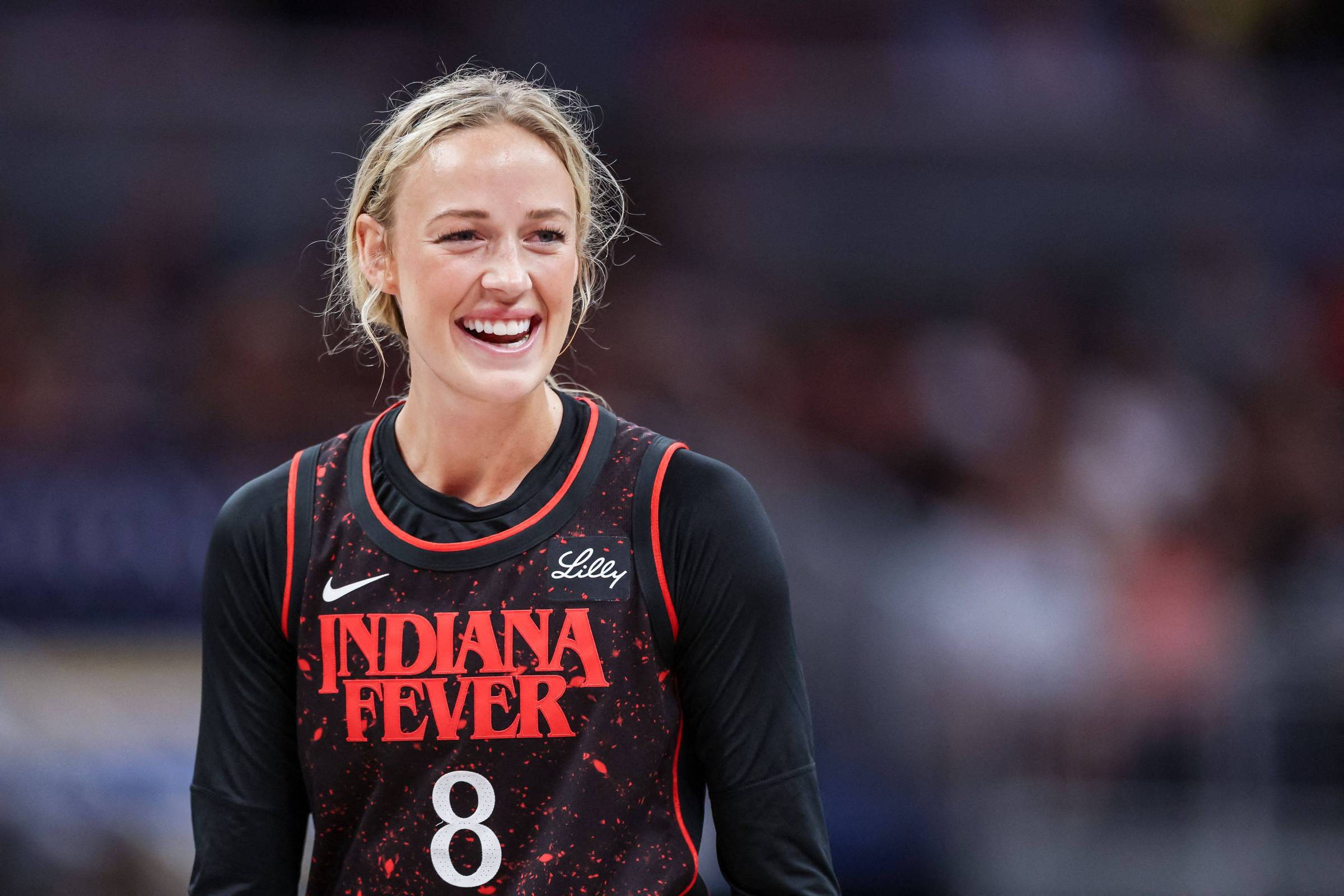 Sophie Cunningham, destaque da WNBA, brilha em partida e encanta torcedores – 01/09/2025 – Esporte