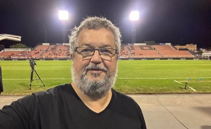Falece o jornalista esportivo Acaz Felleger, aos 59 anos, em 05 de setembro de 2025
