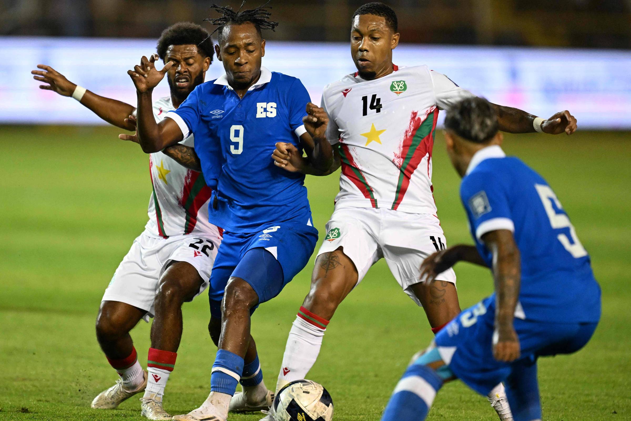Suriname denuncia racismo em jogo das eliminatórias da Copa do Mundo – 09/09/2025 – Esporte