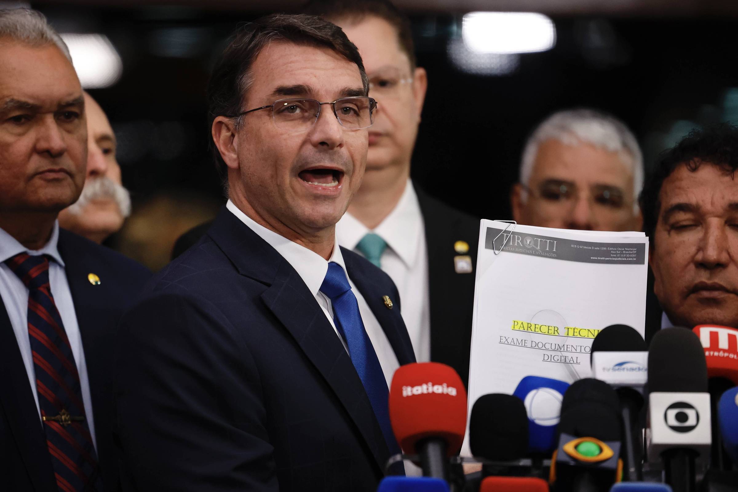 Flávio Busca Anulação de Julgamento com Denúncia de Tagliaferro em Novo Desdobramento Político