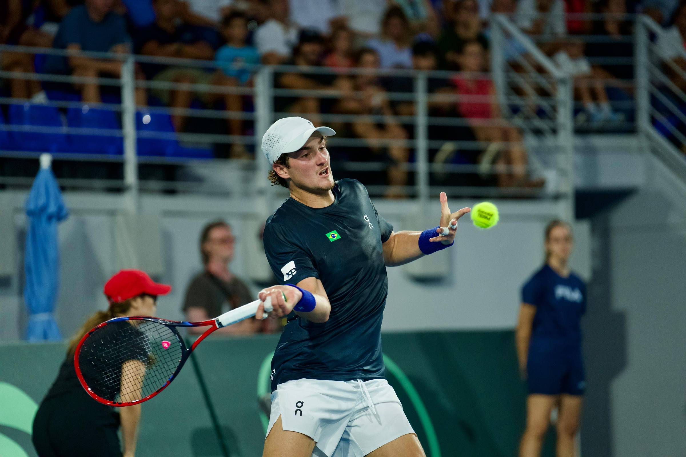 João Fonseca conquista vitória na primeira partida da repescagem da Copa Davis – 13/09/2025 – Esporte