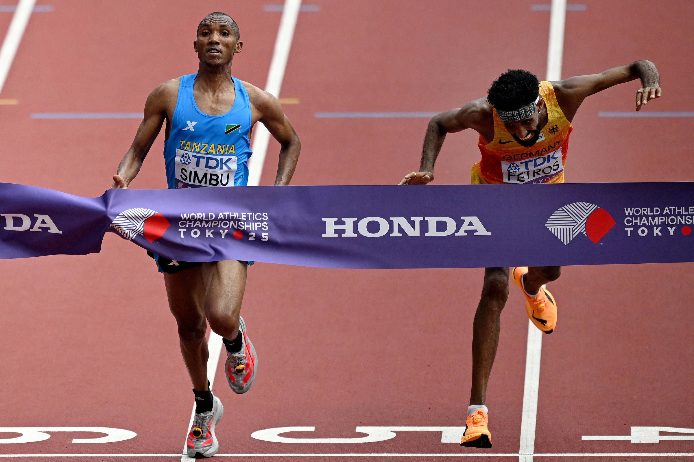 Maratona Mundial registra chegada mais disputada da história em 15/09/2025