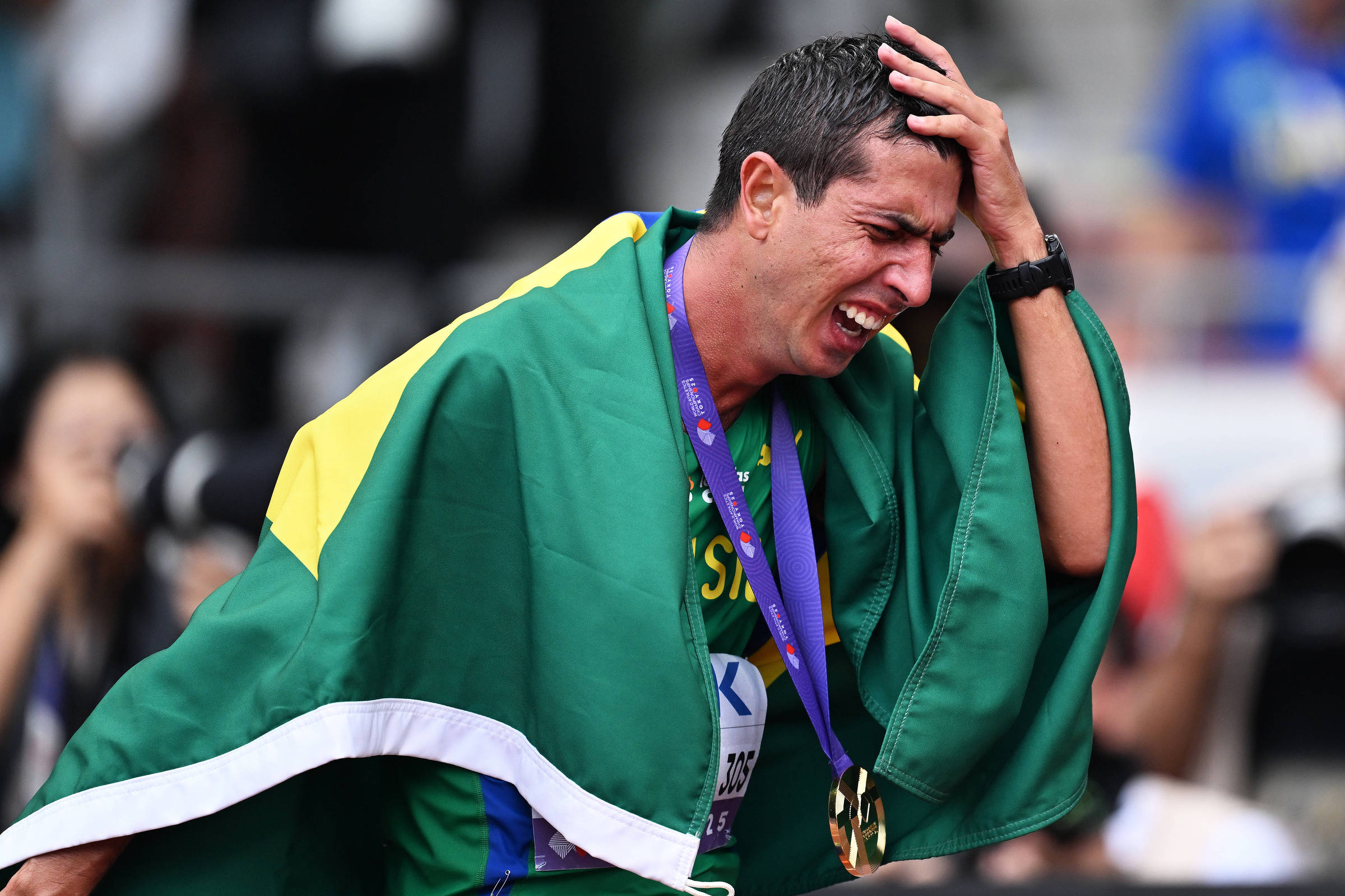 Caio Bonfim conquista medalha de ouro no Japão após perder aliança – 20/09/2025 – Esporte