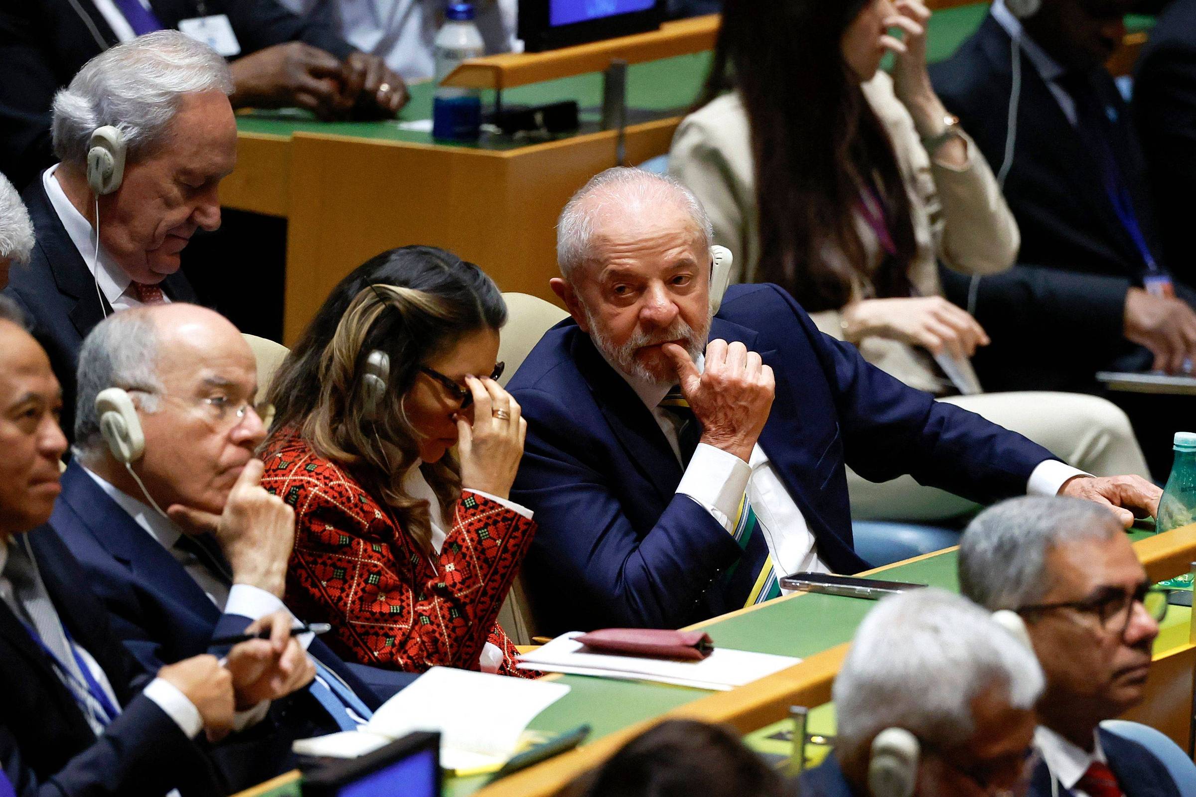 Eleições de 2025: Lula é Vencedor e Eduardo Bolsonaro Sofre Derrota em Contexto de Influência de Trump