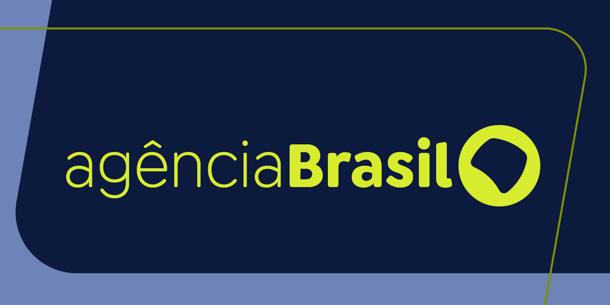 Flamengo vence e iguala Palmeiras na disputa após derrota do rival