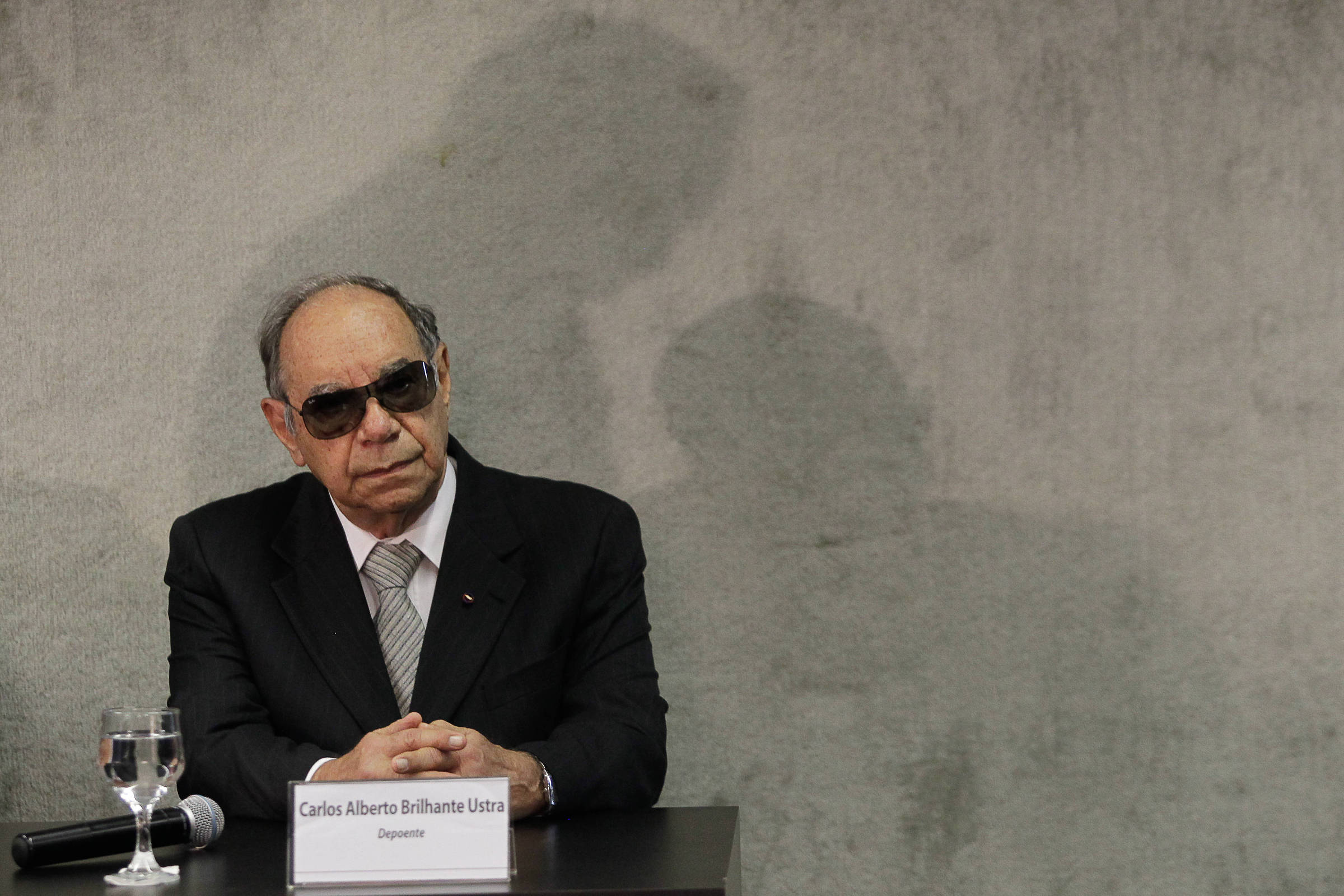 Apologia ao Coronel Ustra Persiste entre Apoiadores do Bolsonarismo, Mesmo com Recuo do Movimento – 14/10/2025