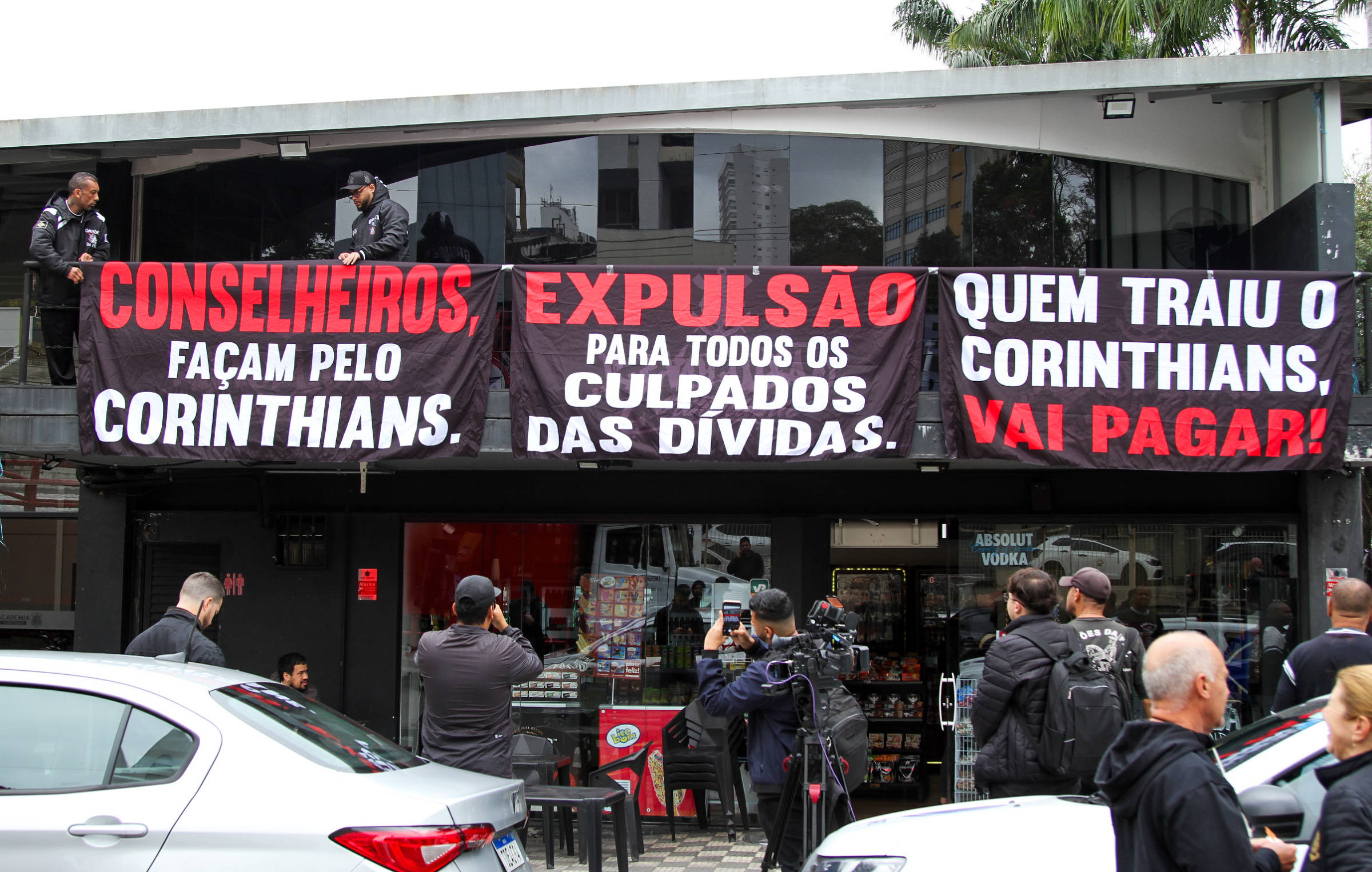 Análise sobre a Influência dos Dirigentes no Esporte: Perspectivas e Desafios – 18/10/2025 – Juca Kfouri