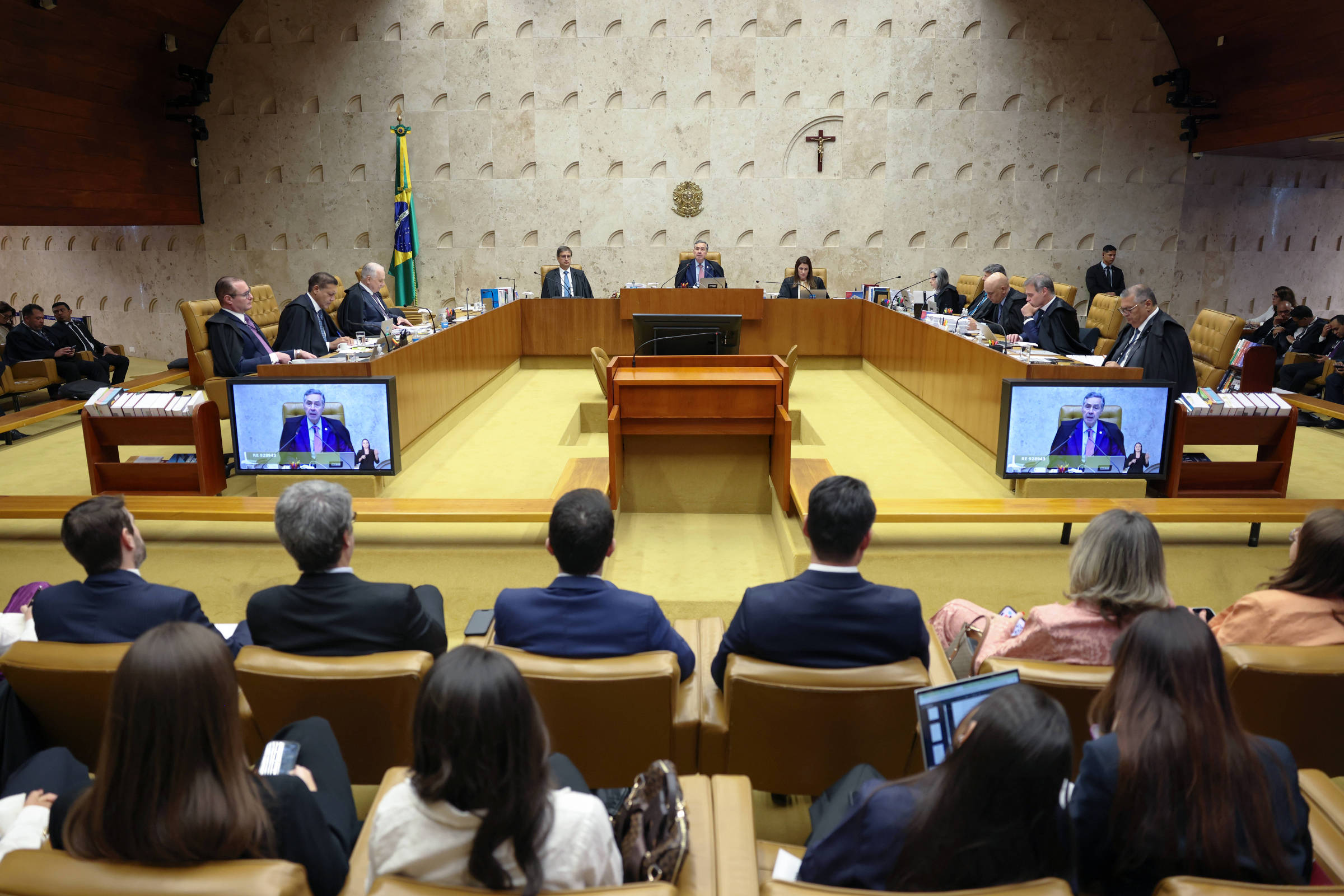 Alteração na Presidência do STF por Fux Levanta Preocupações sobre ‘Loteria Judiciária’ – 22/10/2025