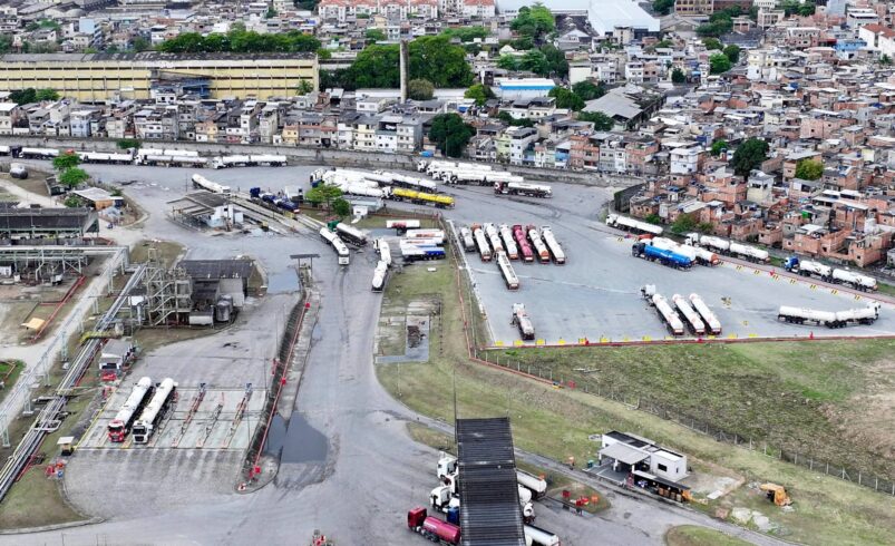 Refit informa que interdição da Refinaria de Manguinhos causa prejuízo diário de R$ 5 milhões