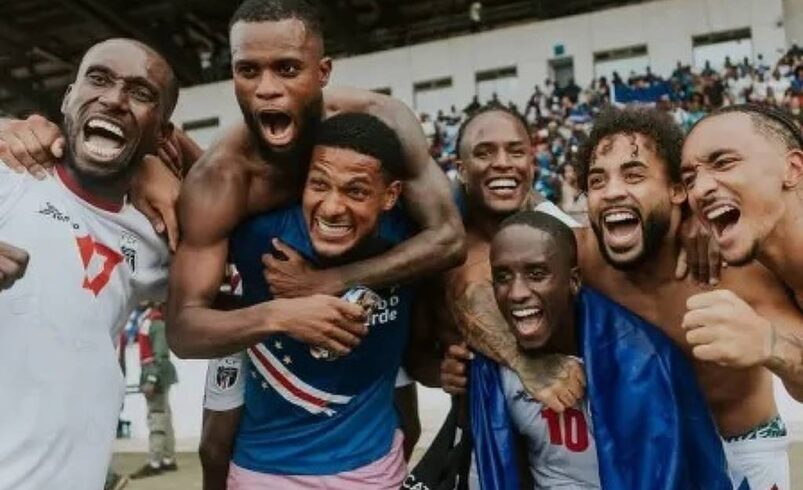 Cabo Verde se torna o menor país a se classificar para a Copa do Mundo – 13/10/2025 – Esporte