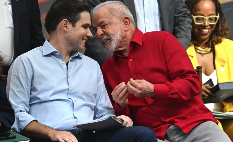 Lula e o Centrão: Desafios e Negociações Políticas em 18 de Outubro de 2025